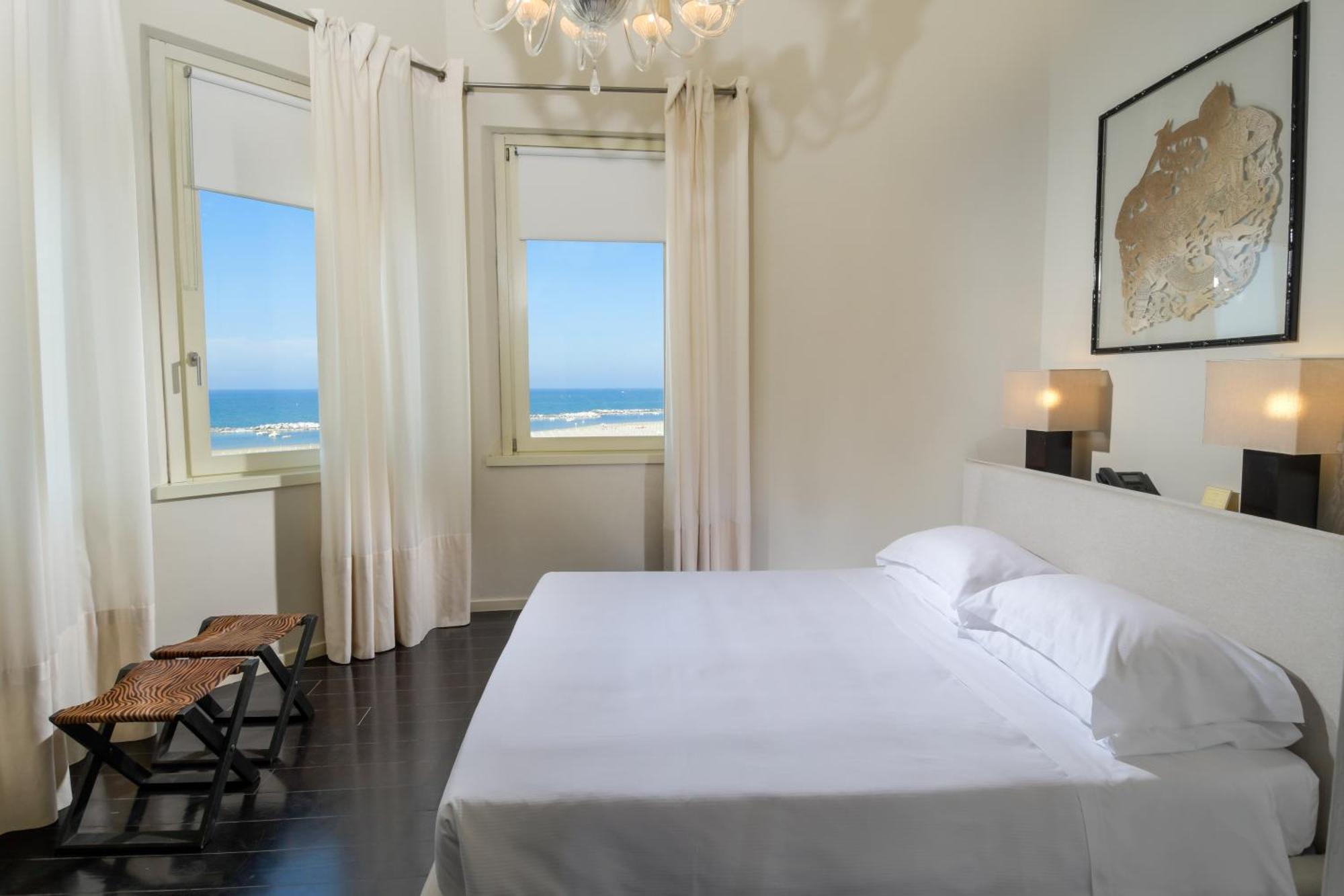 Suite with Sea View