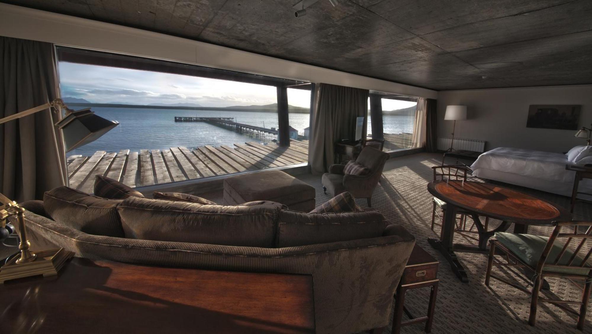 Standard Double Suite