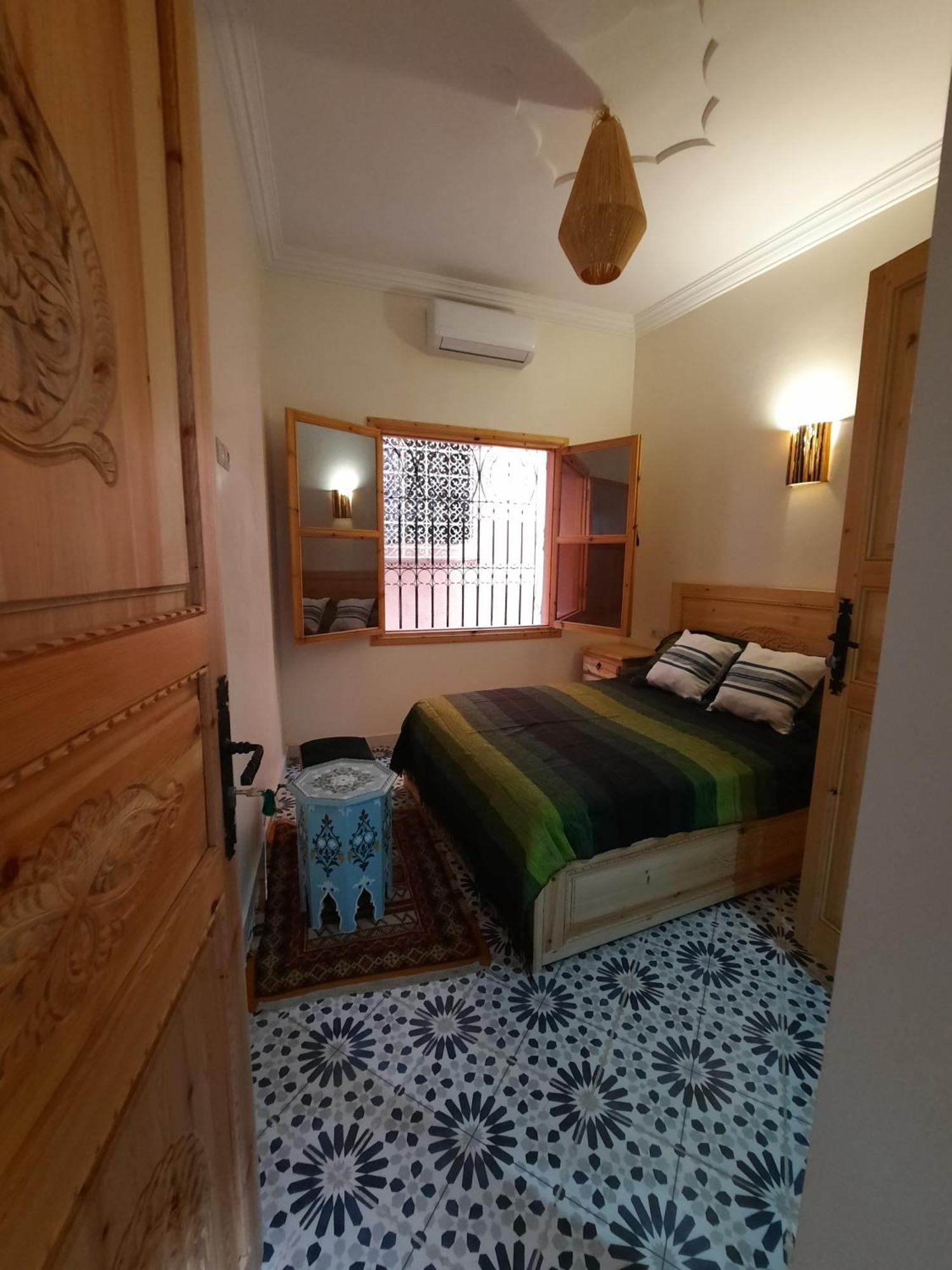 Double Room,1541471728:JPEG