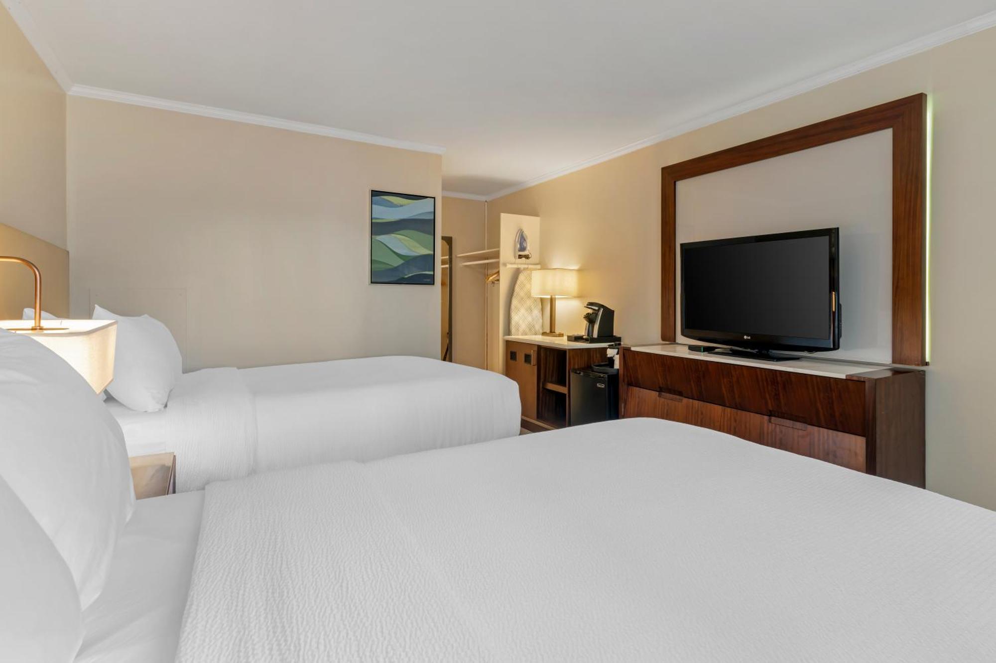 Double Room with Pool View
