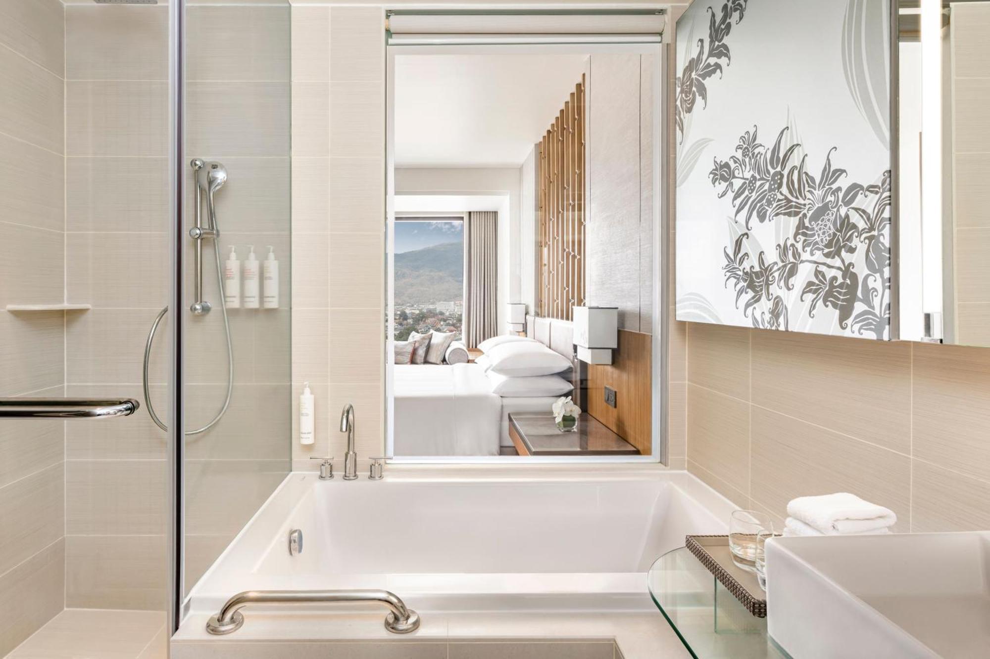 Club Room - King Bed - High Floor - Club Lounge Access,1541732434:JPEG