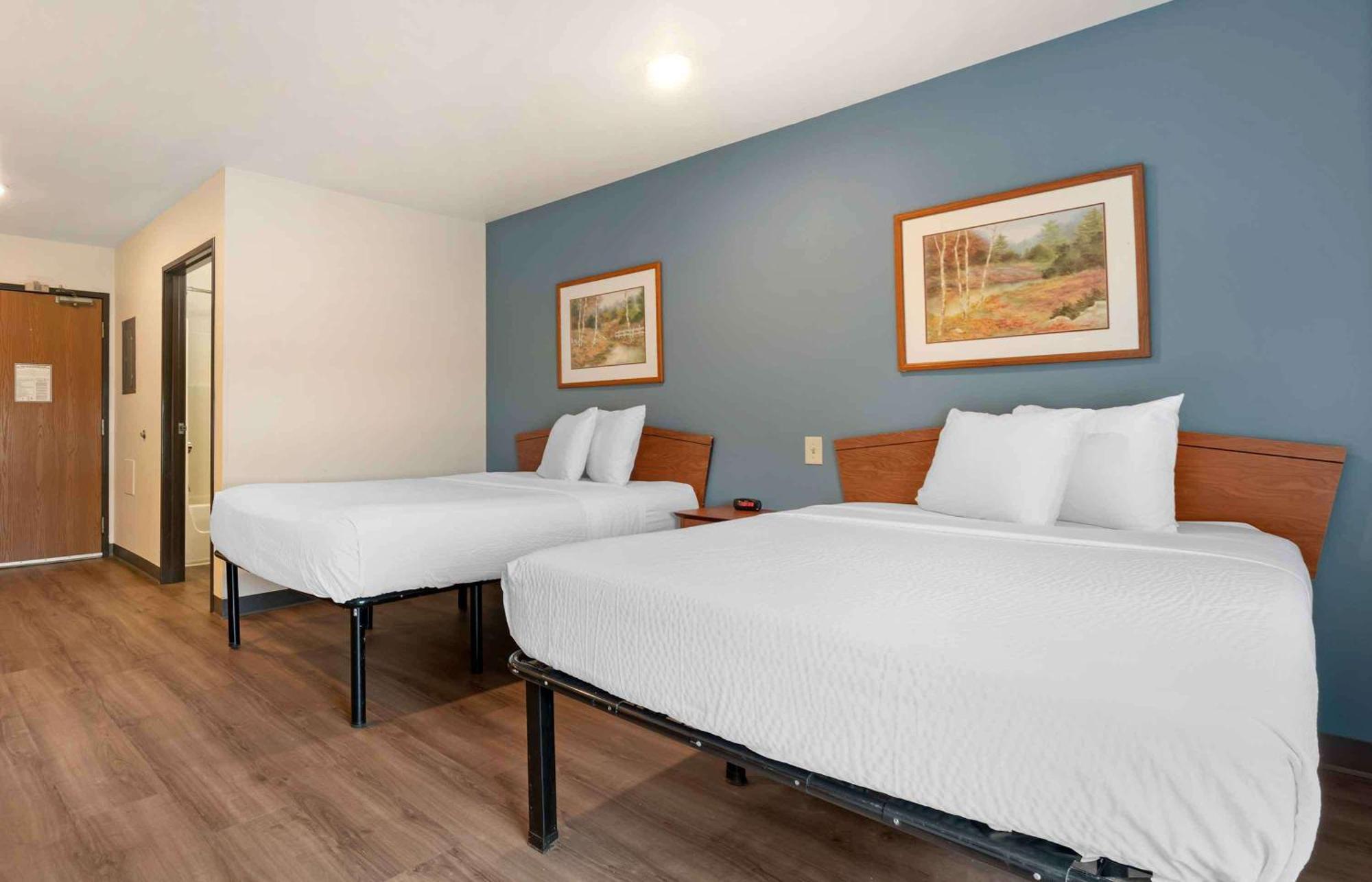 2 Full Beds | Non-Smoking, Kitchen