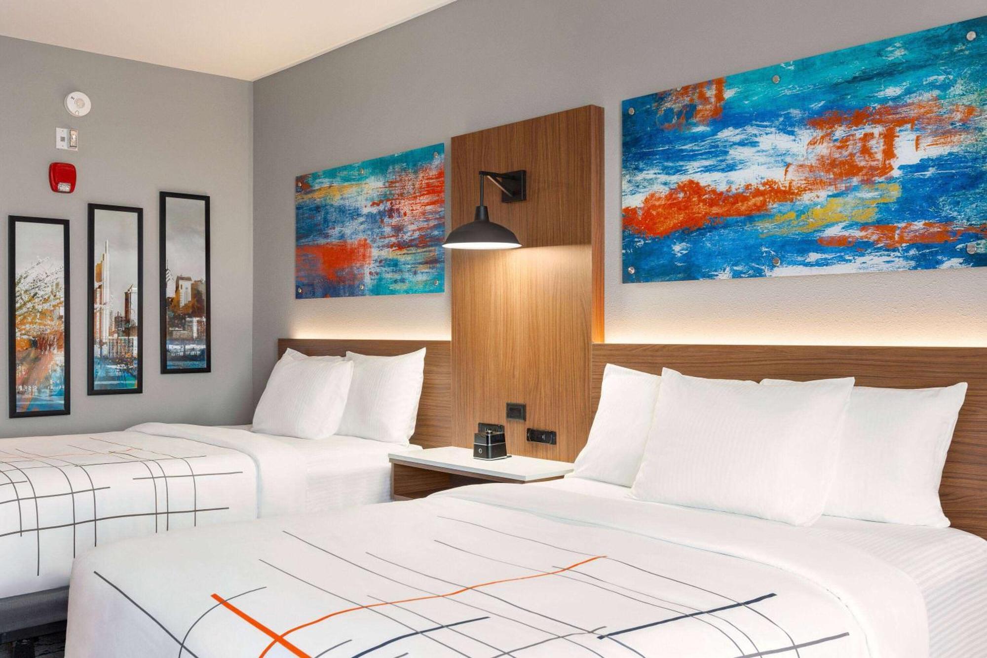 Queen Room with Two Queen Beds and Tub with Grab Bars - Mobility and Hearing Accessible/Non-Smoking
