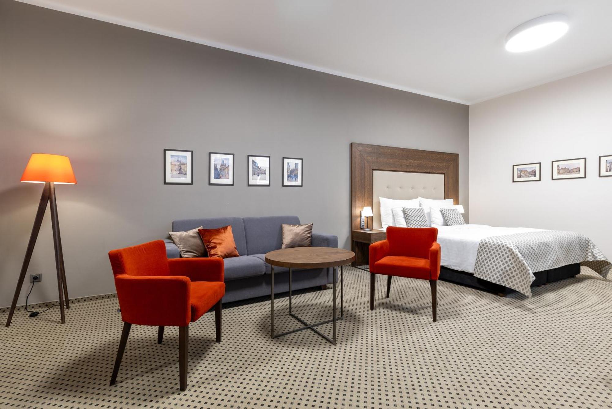 Junior Suite,1593930666:JPEG