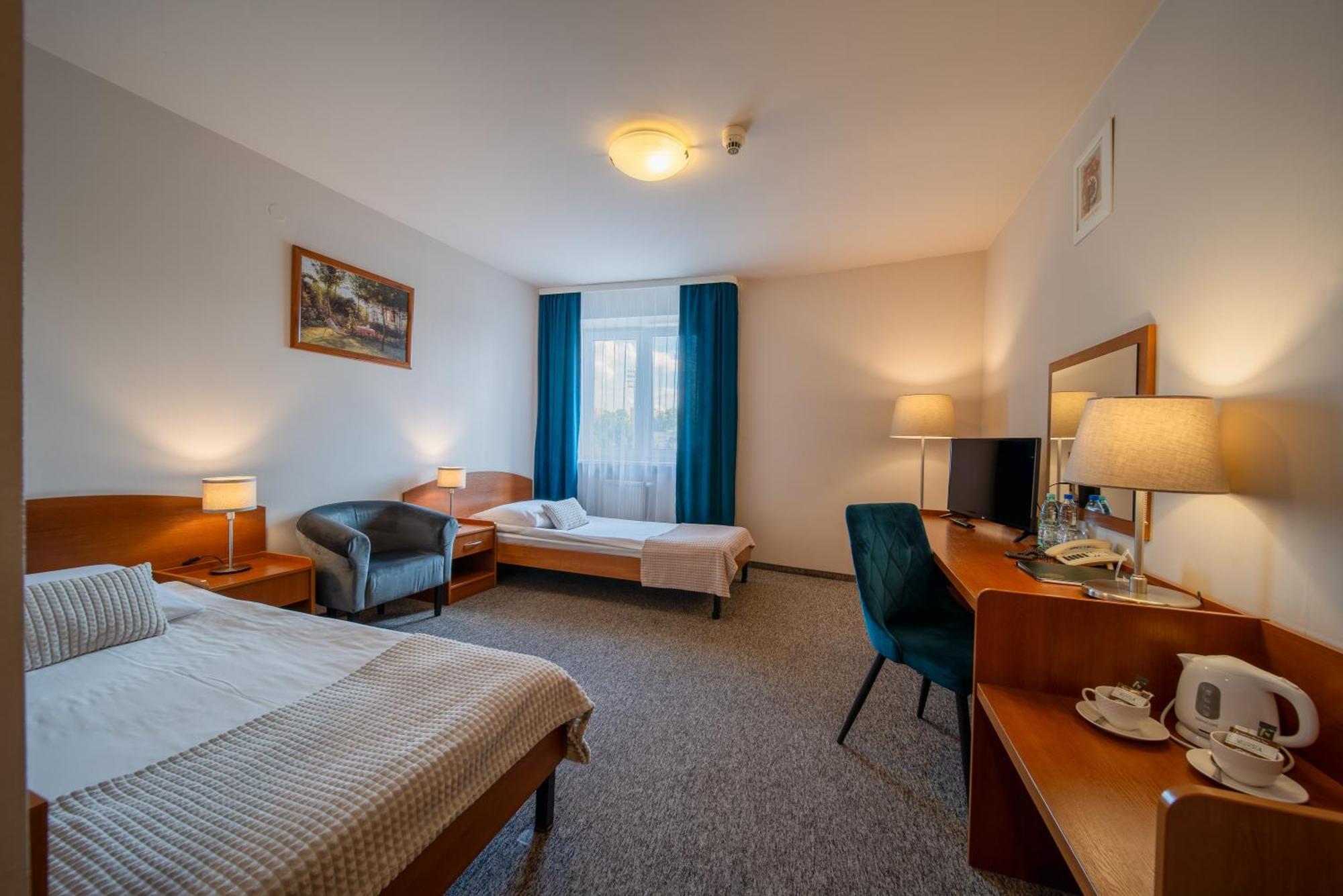 Large Single Room