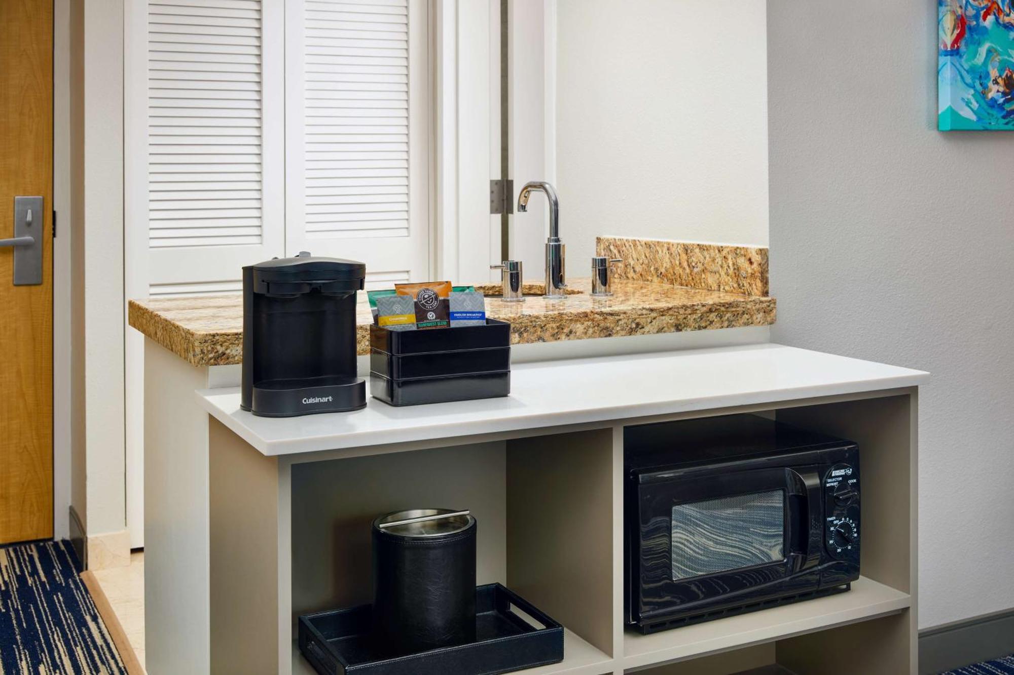Estudio con cama extragrande