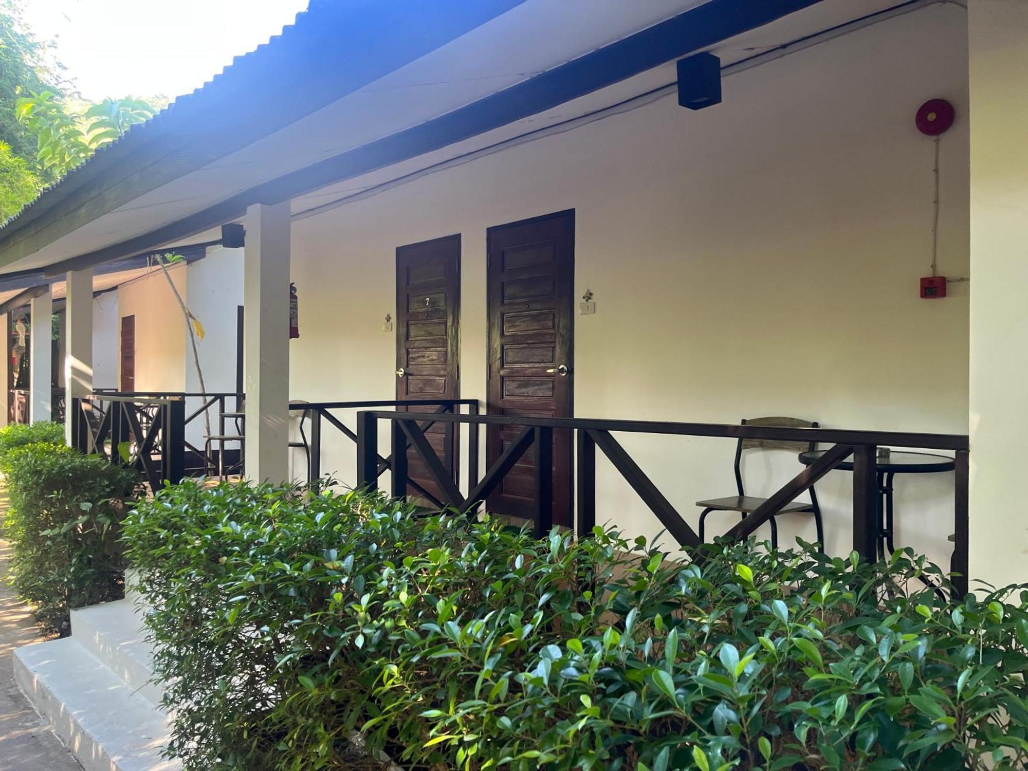 Bungalow with Patio