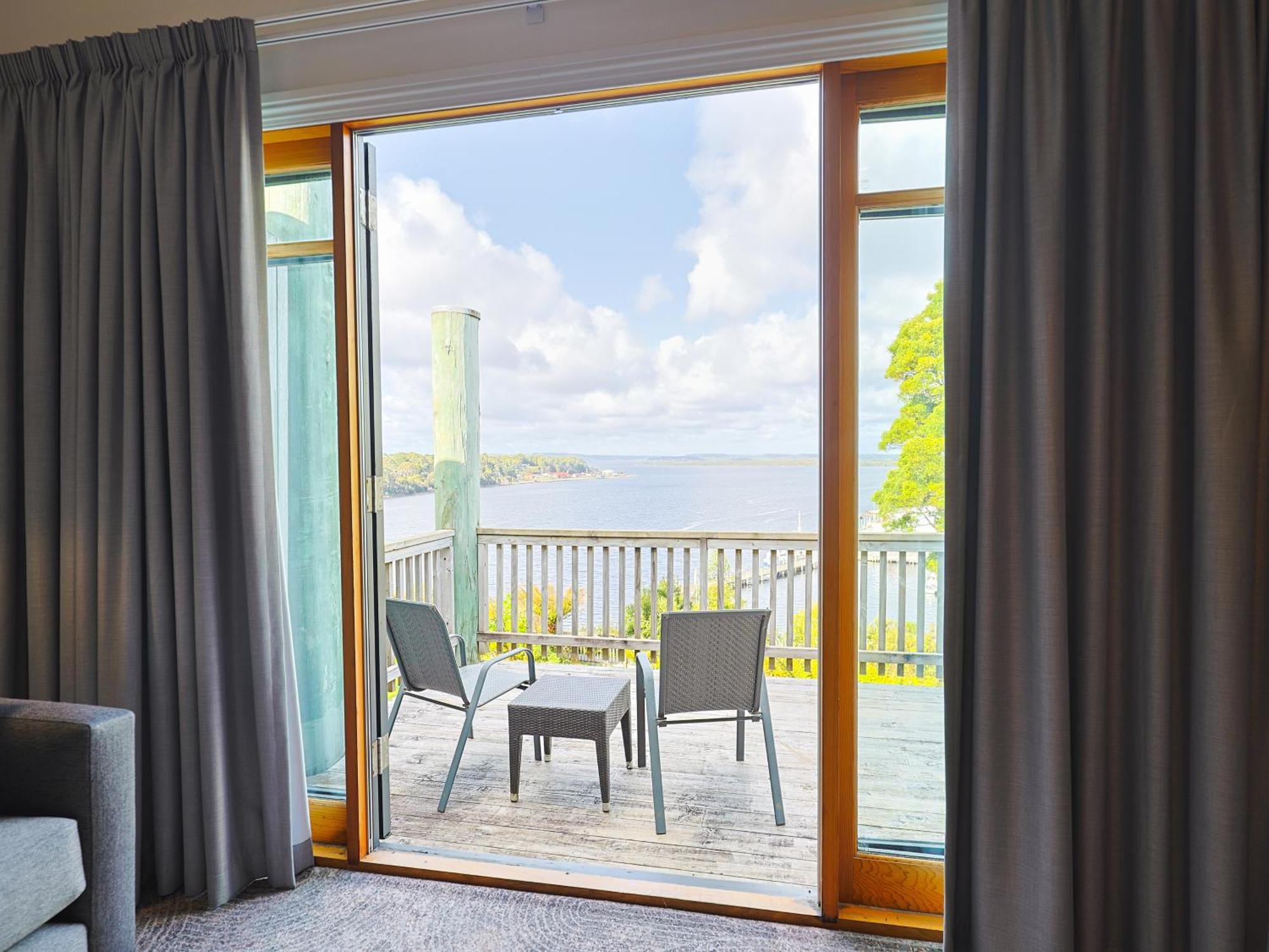 Premium King Room with Harbour View