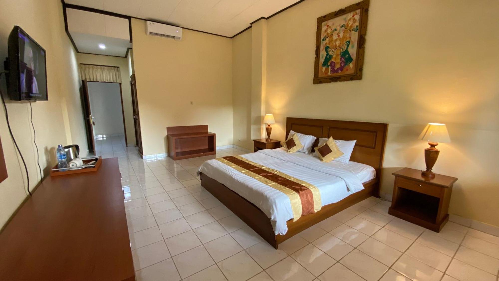 Deluxe Double or Twin Room