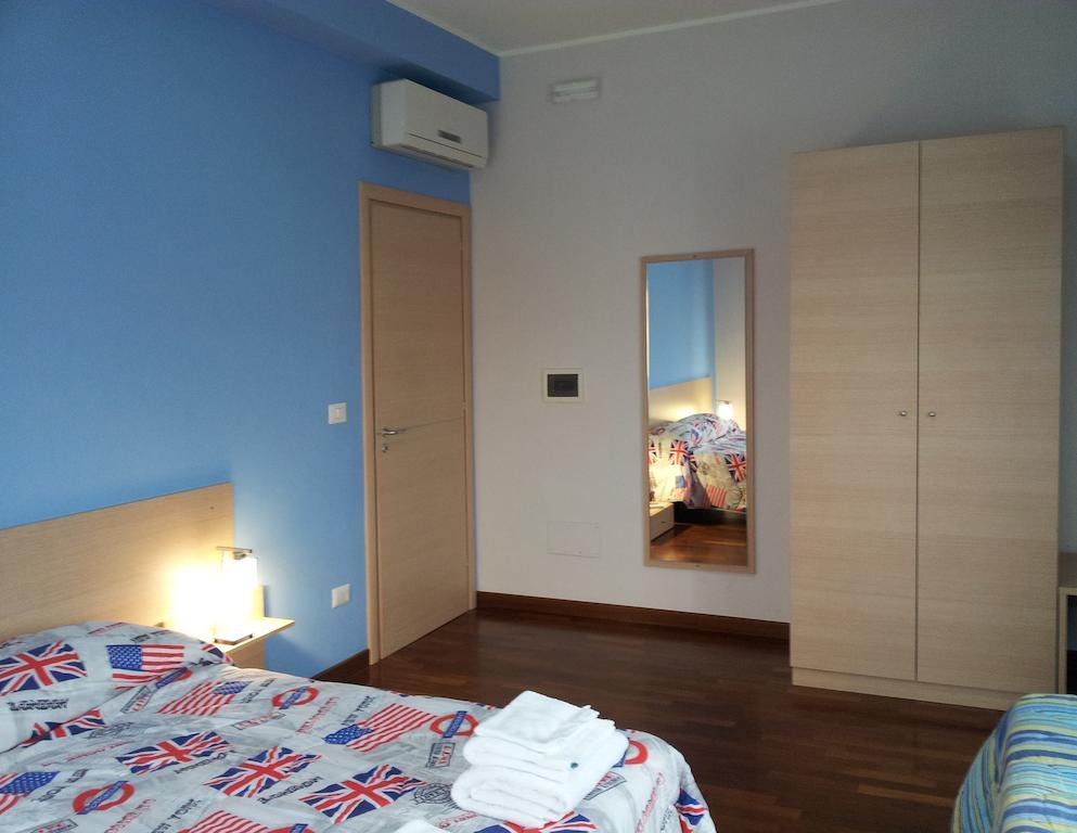 Triple Room with Private External Bathroom