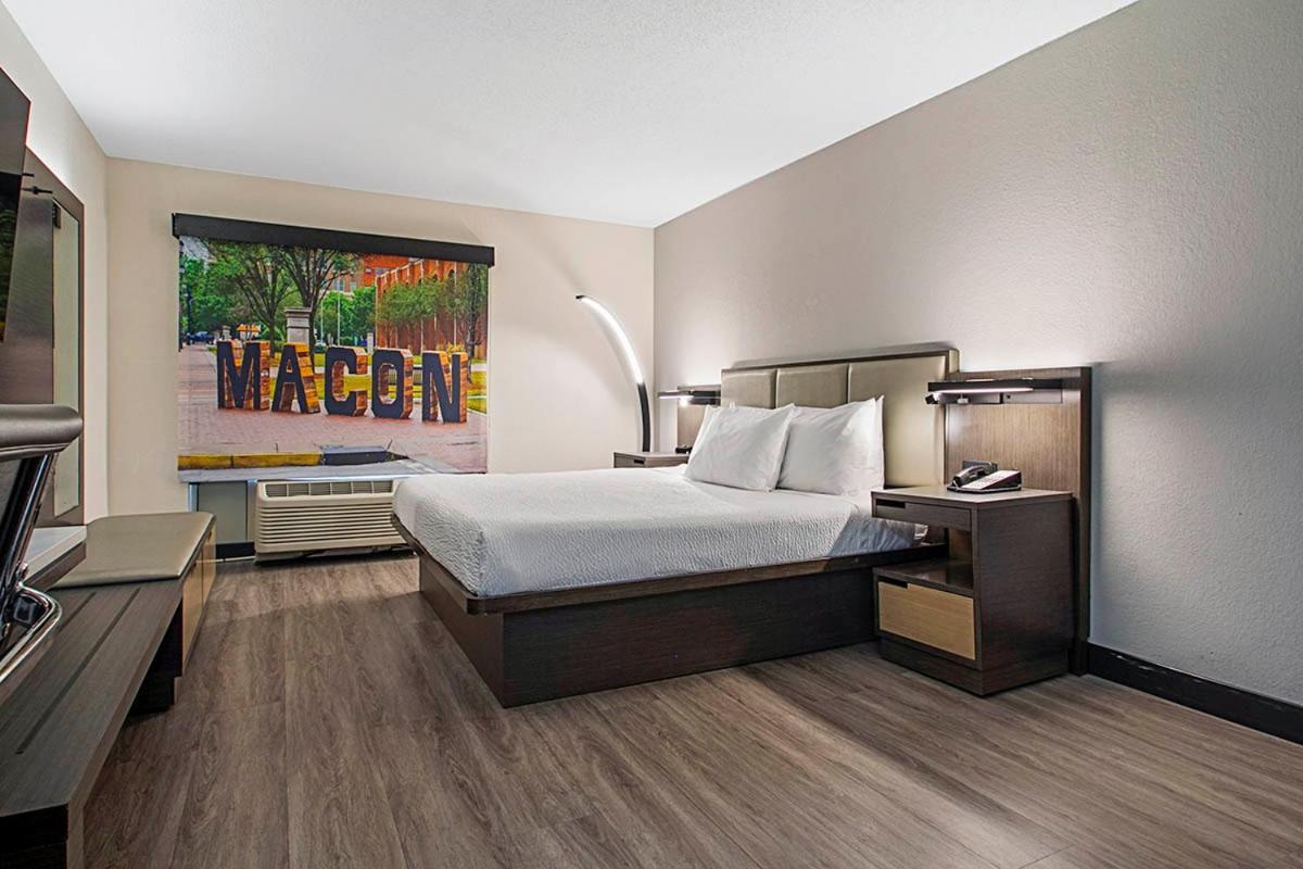 King Room - Disability Access/Non-Smoking