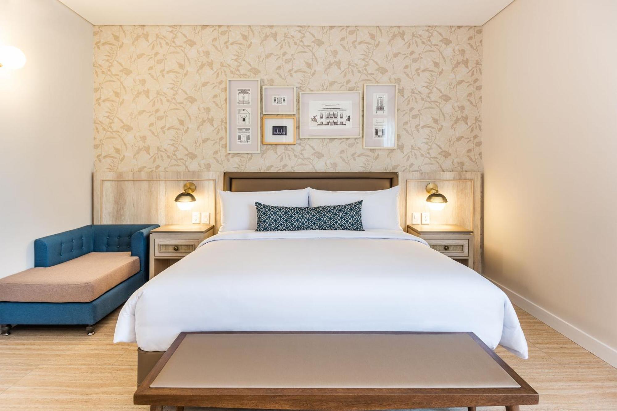 Deluxe King Room Guest room 1 King