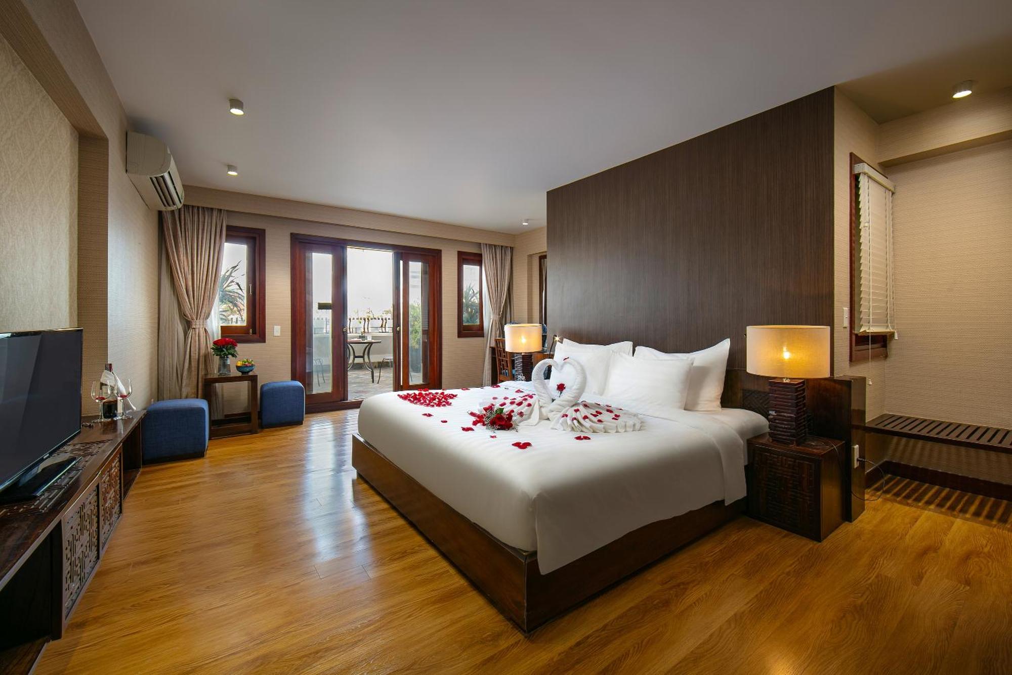 Oriental Suite with Terrace