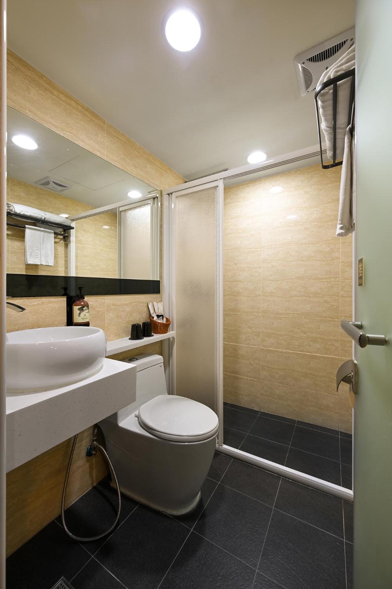 Deluxe Family Suite