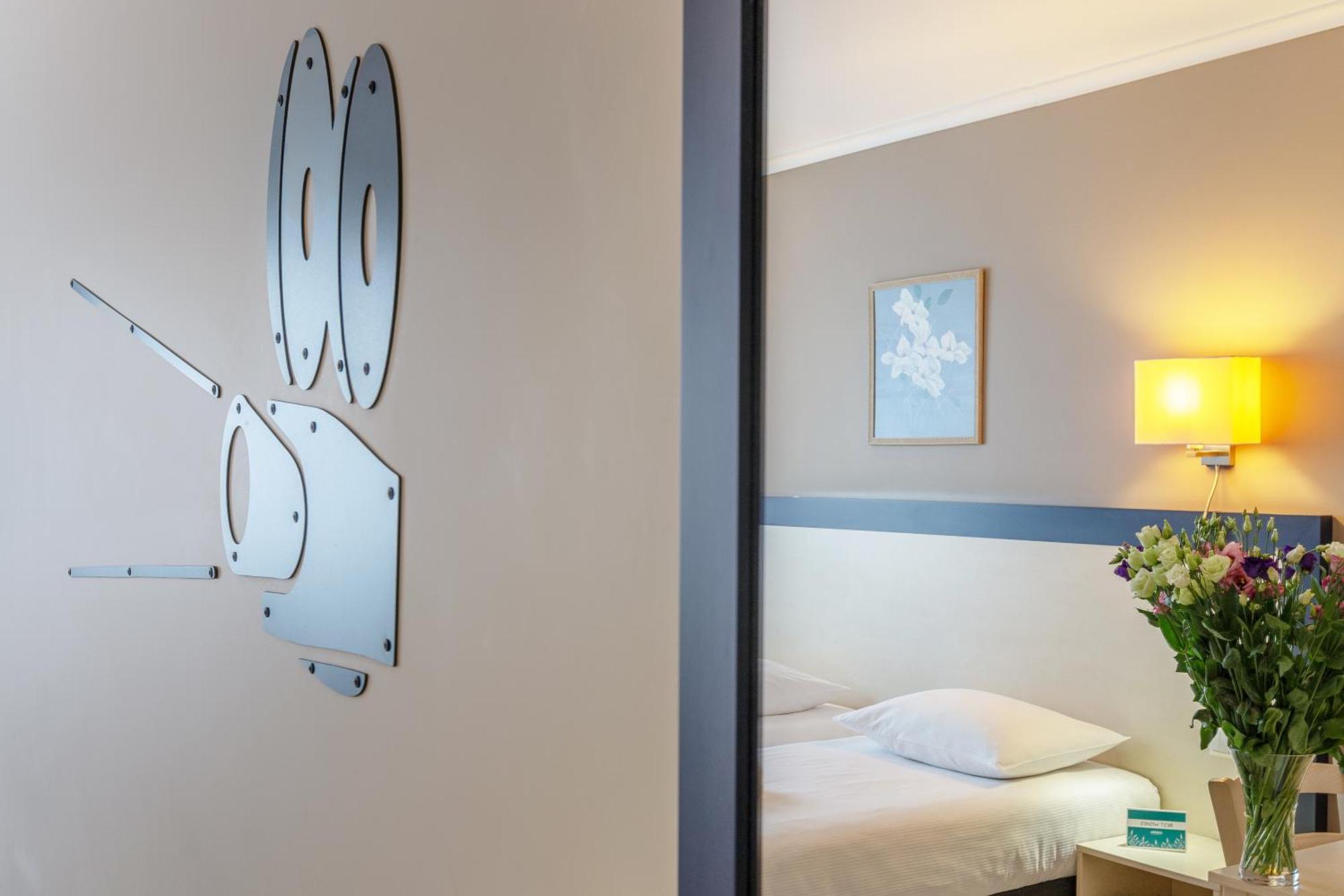 Standard Twin Room,1543177834:JPEG