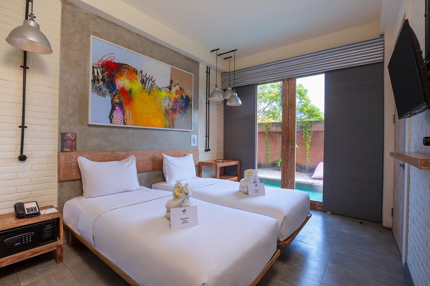 Kamar Deluxe dengan Akses Kolam Renang