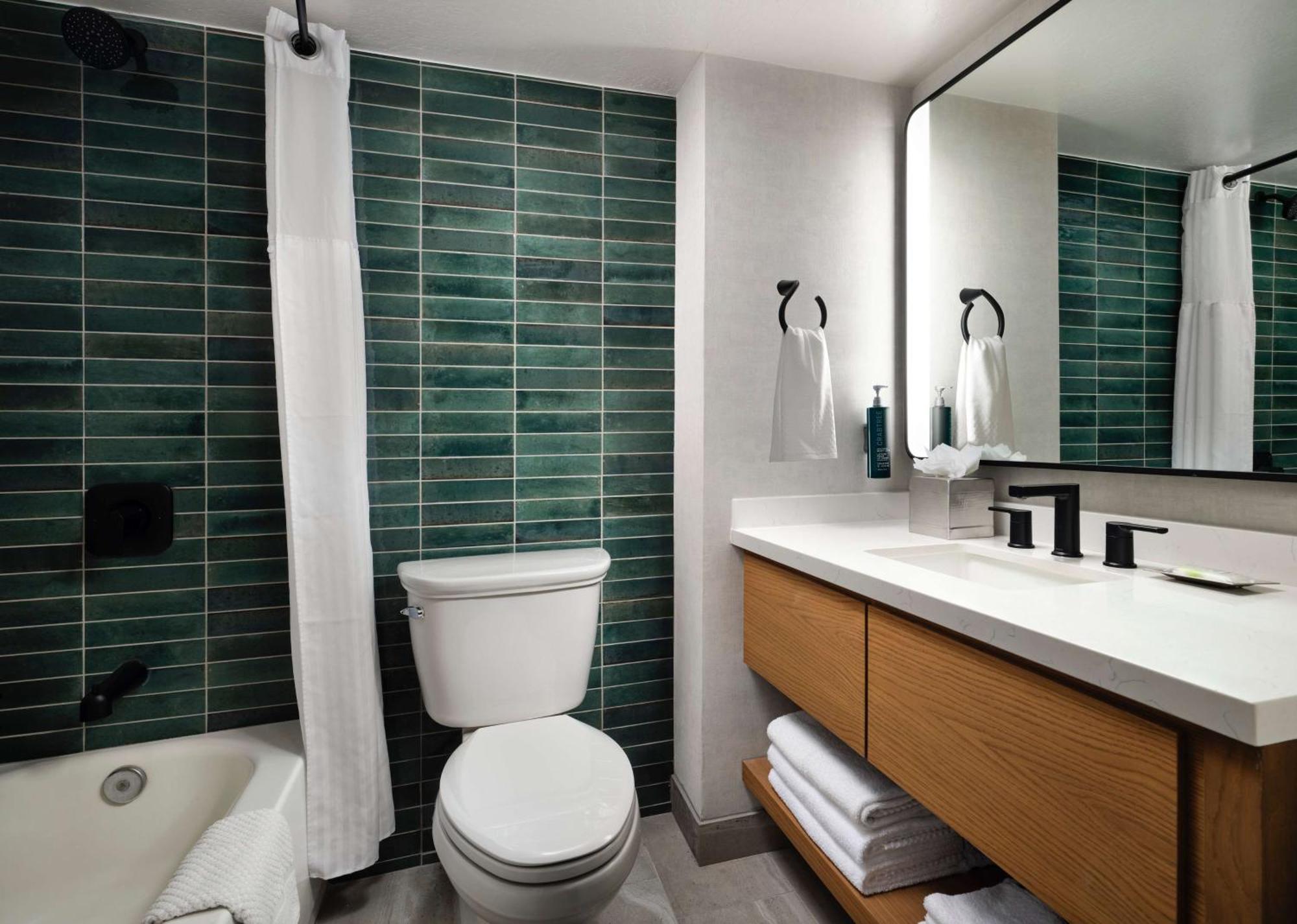 Queen Room with Two Queen Beds and Roll-In Shower - Mobility and Hearing Access