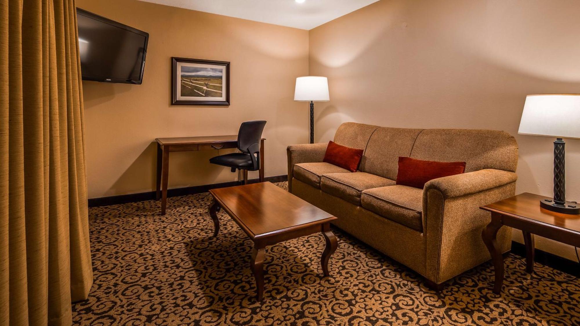 Family Room - Non-Smoking