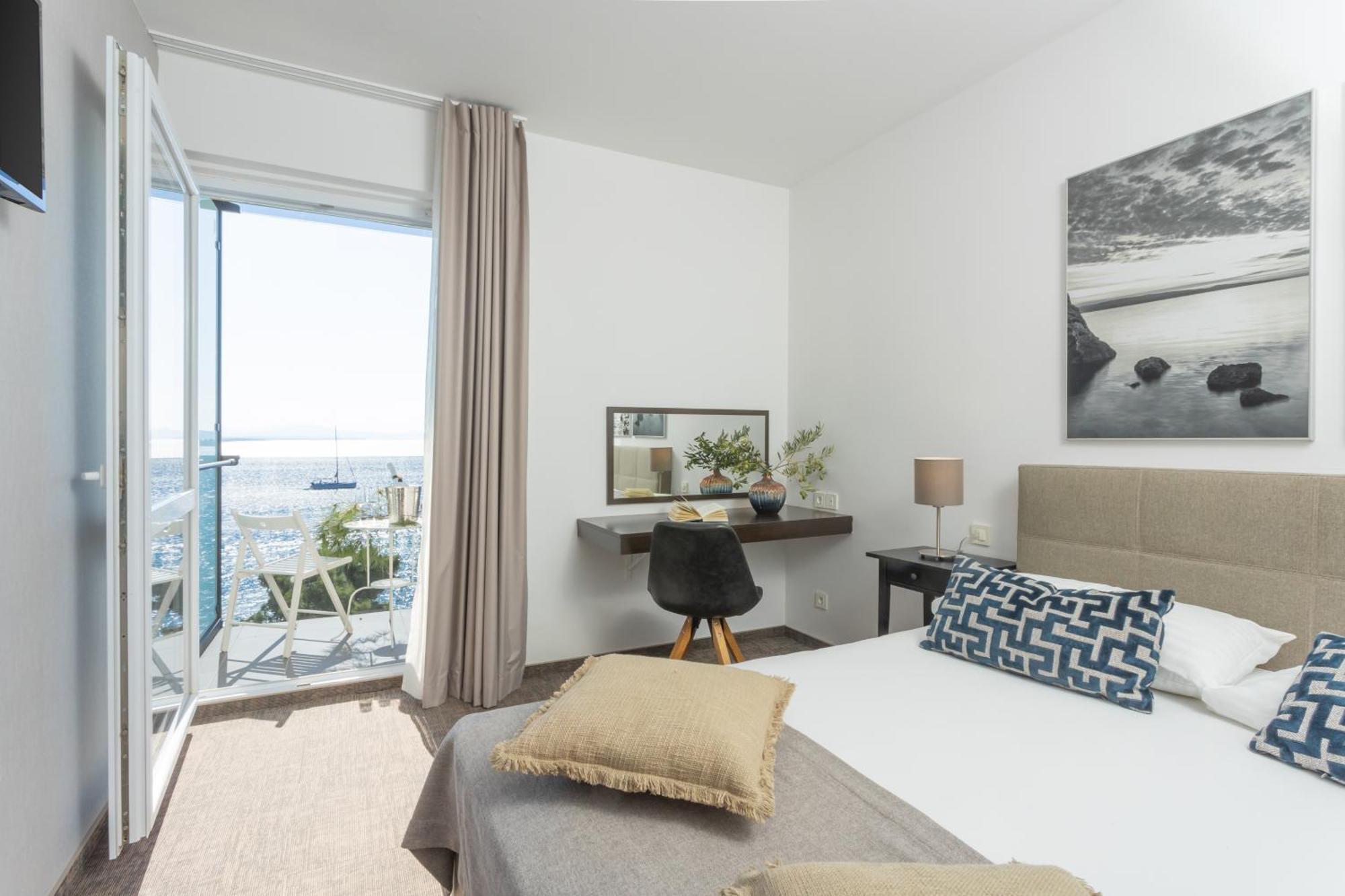 Classic Tweepersoonskamer met Balkon en Uitzicht op Zee