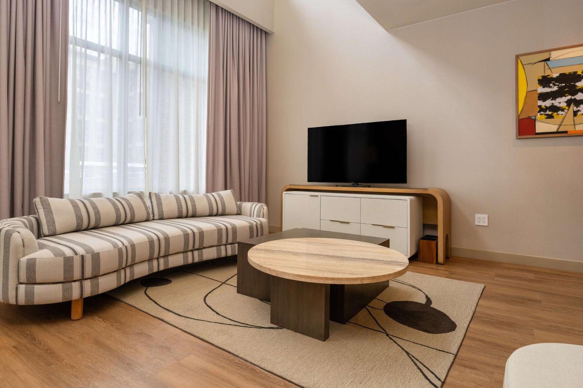 GASLAMP QUARTER LOFT SUITE 1 KING