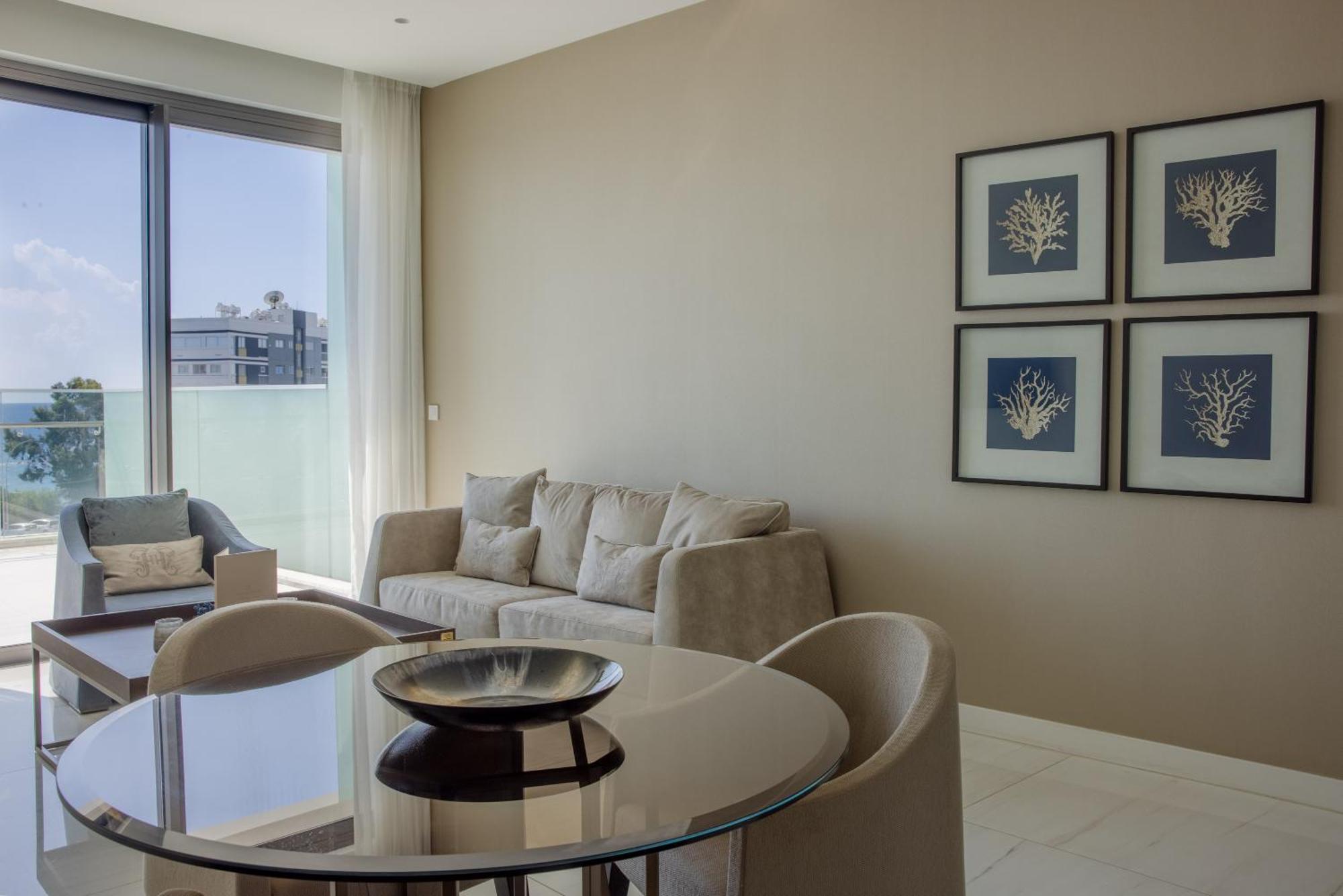 One-Bedroom Suite