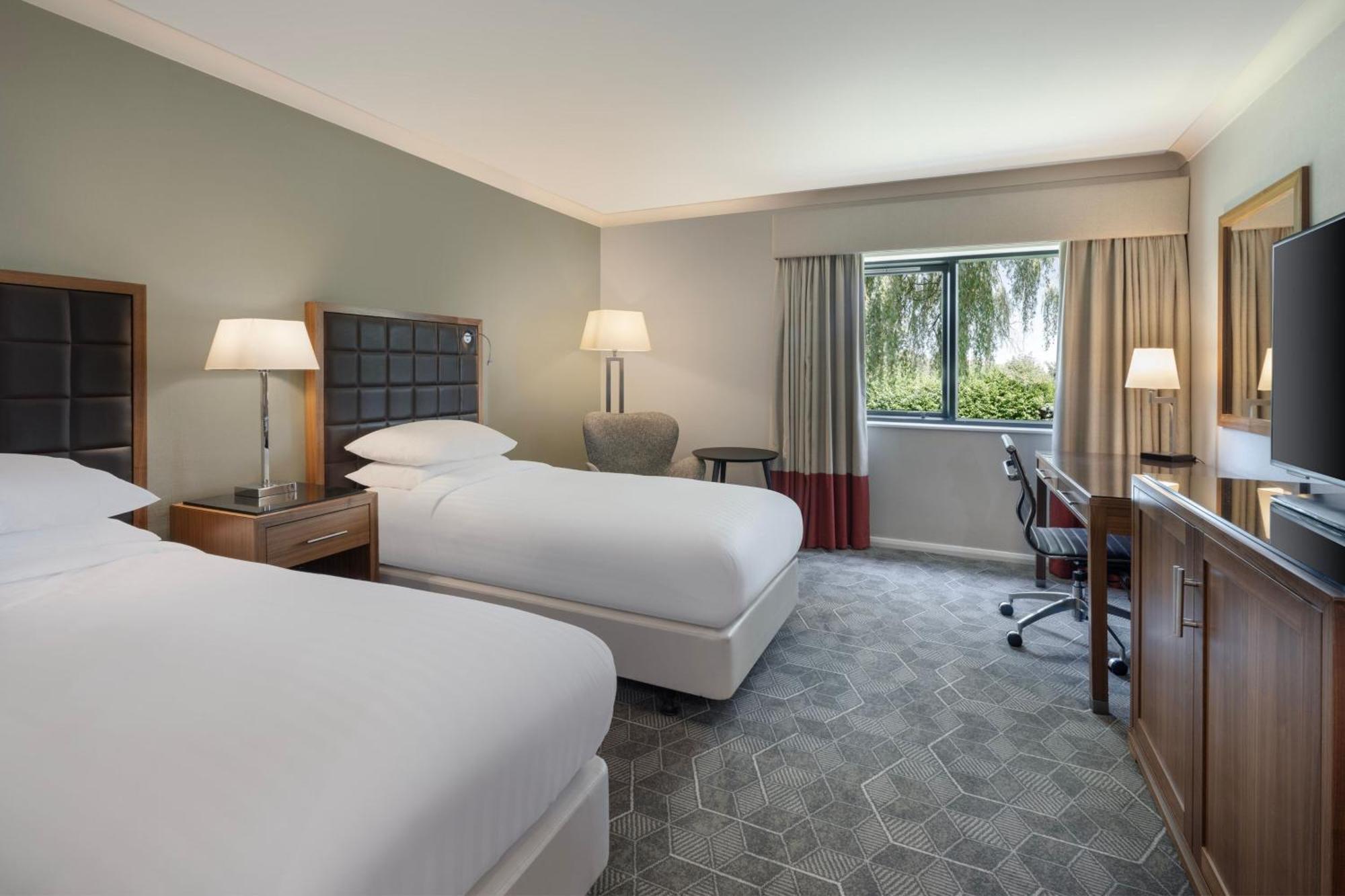Twin Room,1547143882:JPEG