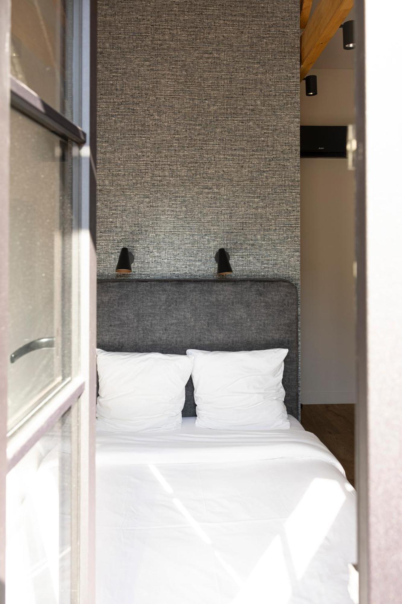 Quadruple Room Private Bathroom