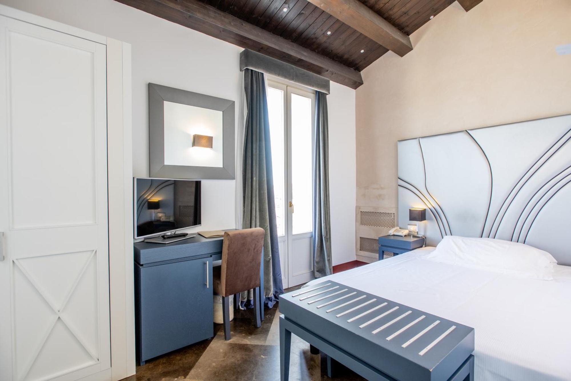 Business Single Room
