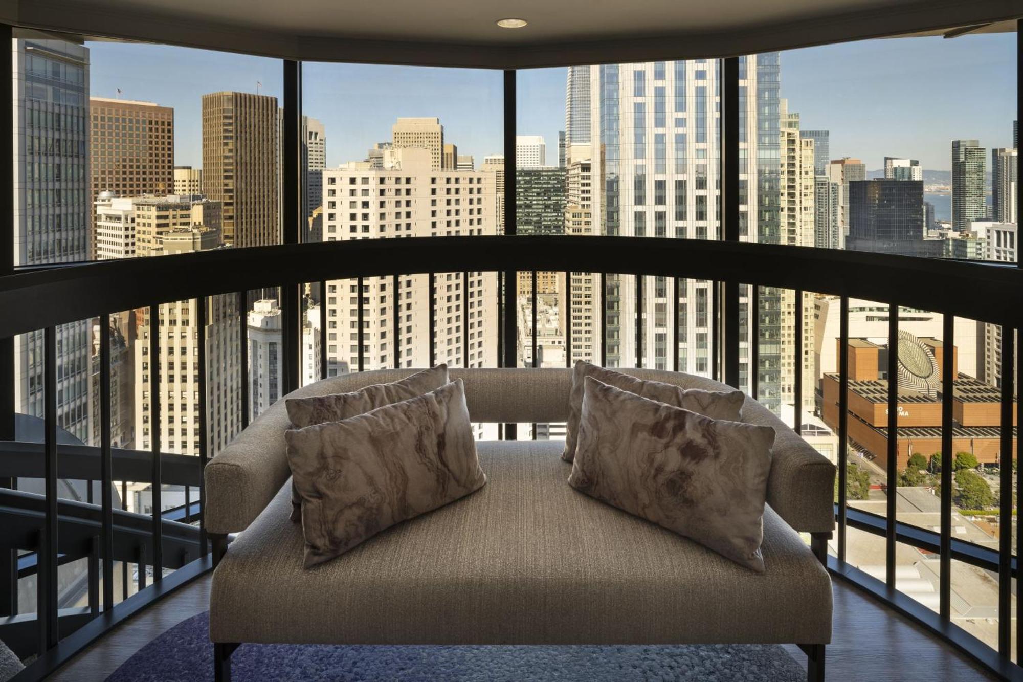 Bi-level Suite Loft 1 King