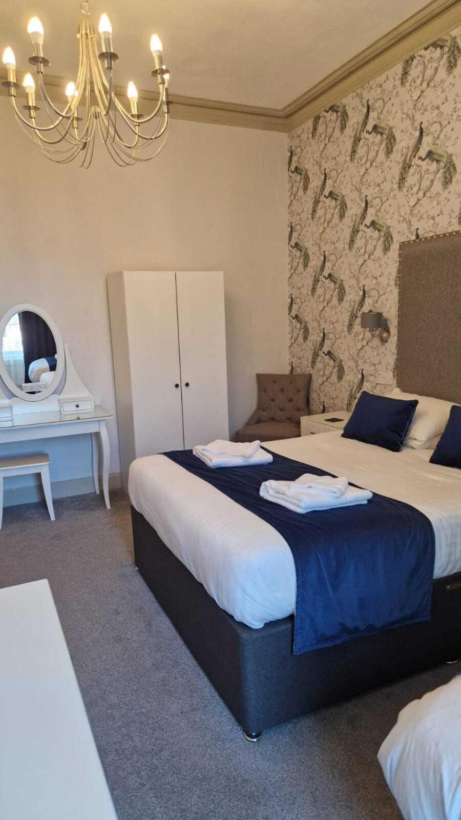 Triple Room with Shower,1710214009:JPEG