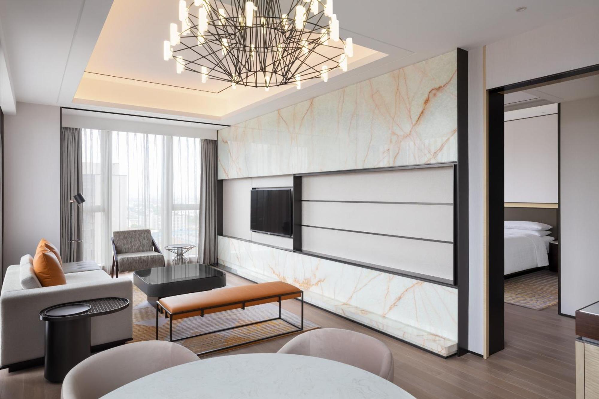 Club lounge access Suite 2 Twin or Single Beds City view