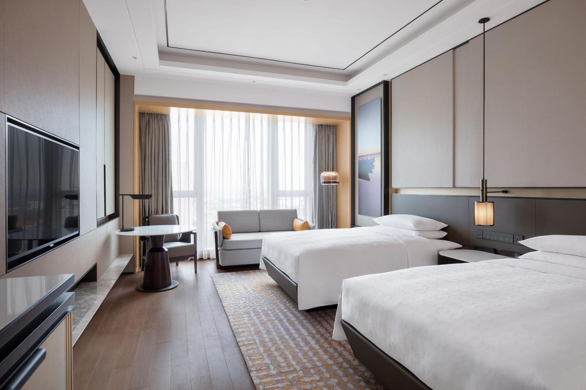 Deluxe Guest room 2 Twin or Single Beds City view