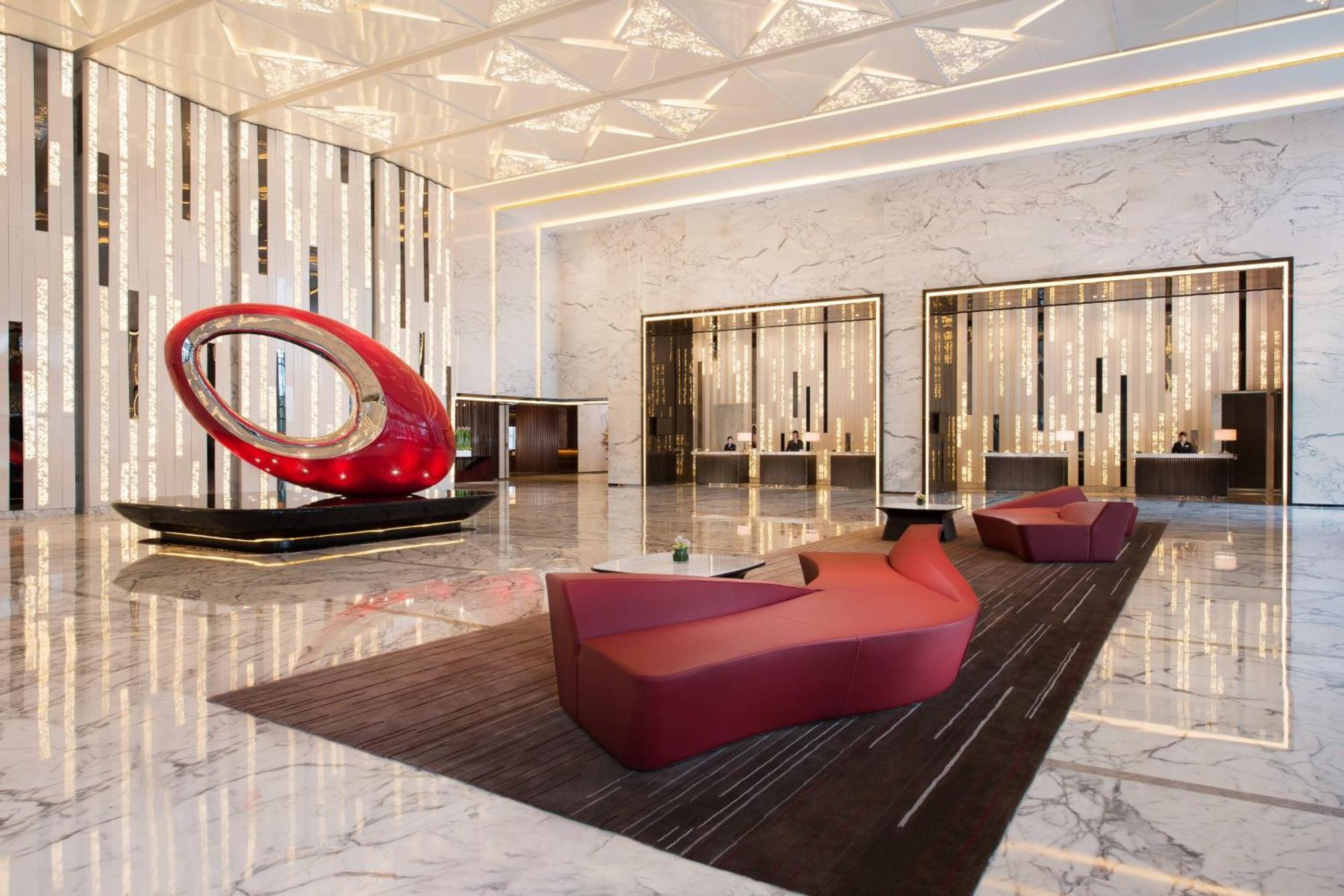 King Suite with Park View - Executive Lounge Access