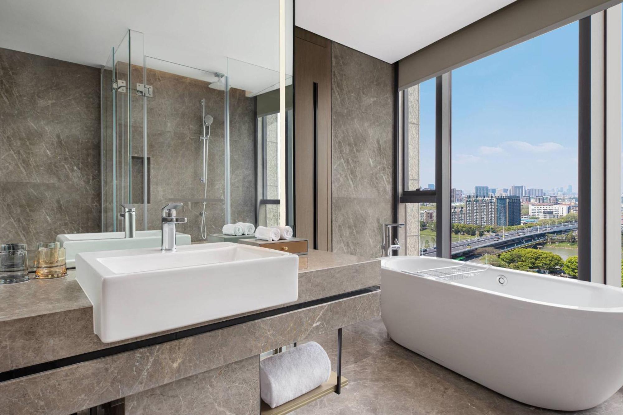 One-Bedroom Executive King Suite - High Floor