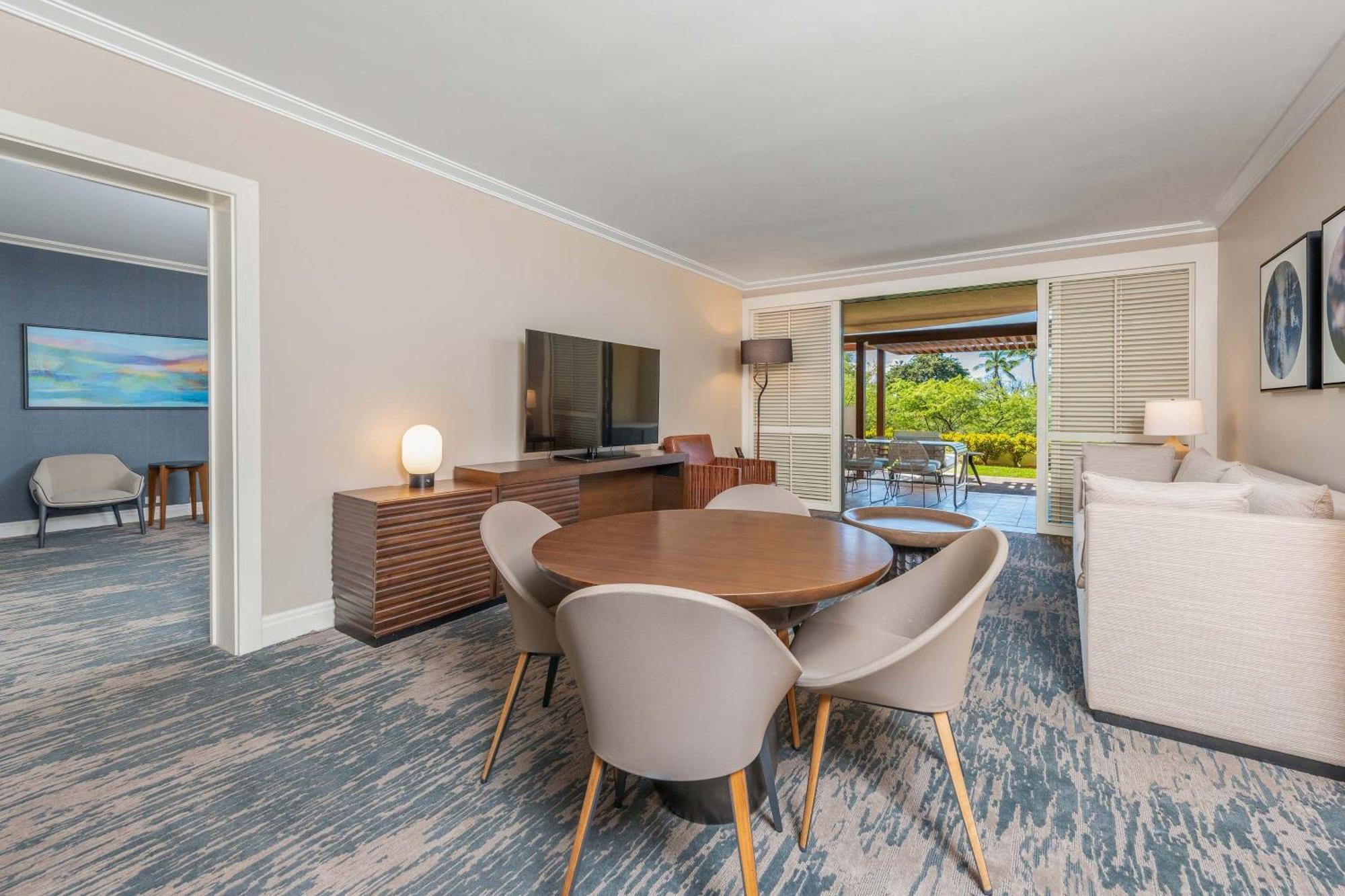 Lanai Suite, 1 Bedroom Larger Suite, 1 King, Ground floor