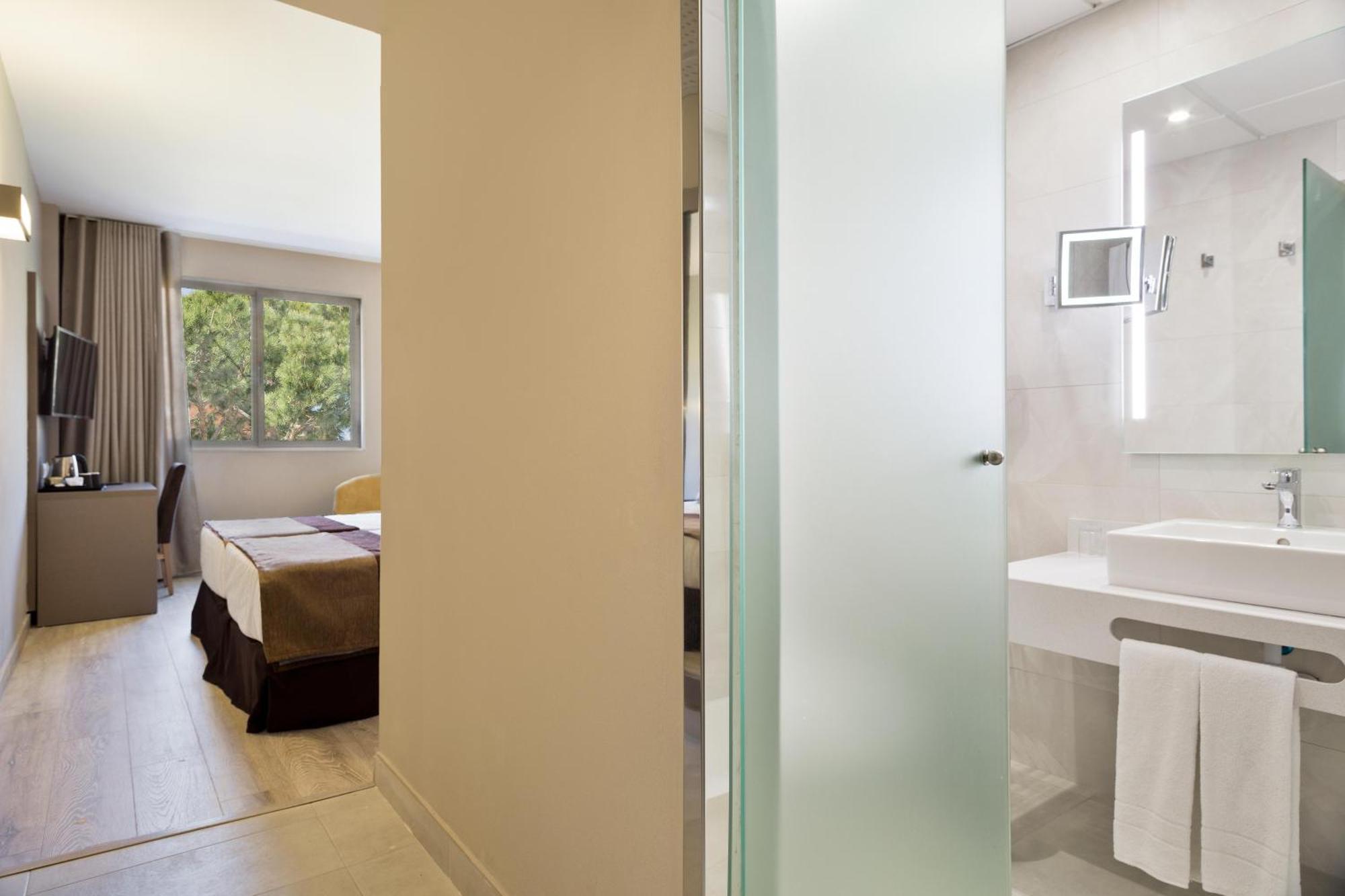 Double Room Garden View