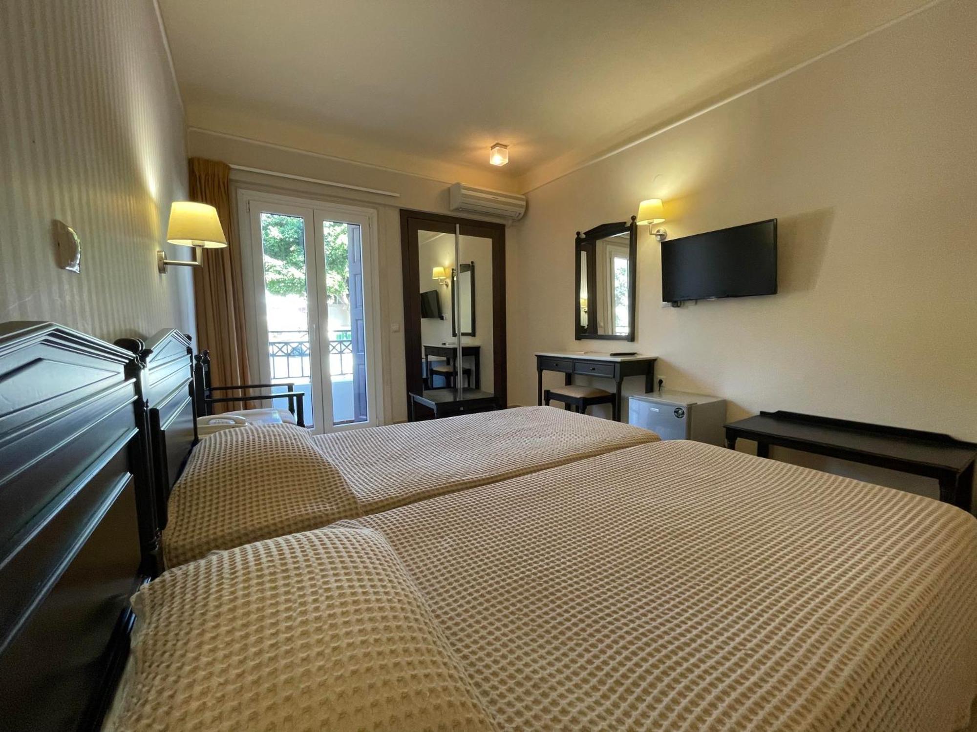 Standard Twin Room,1544290630:JPEG