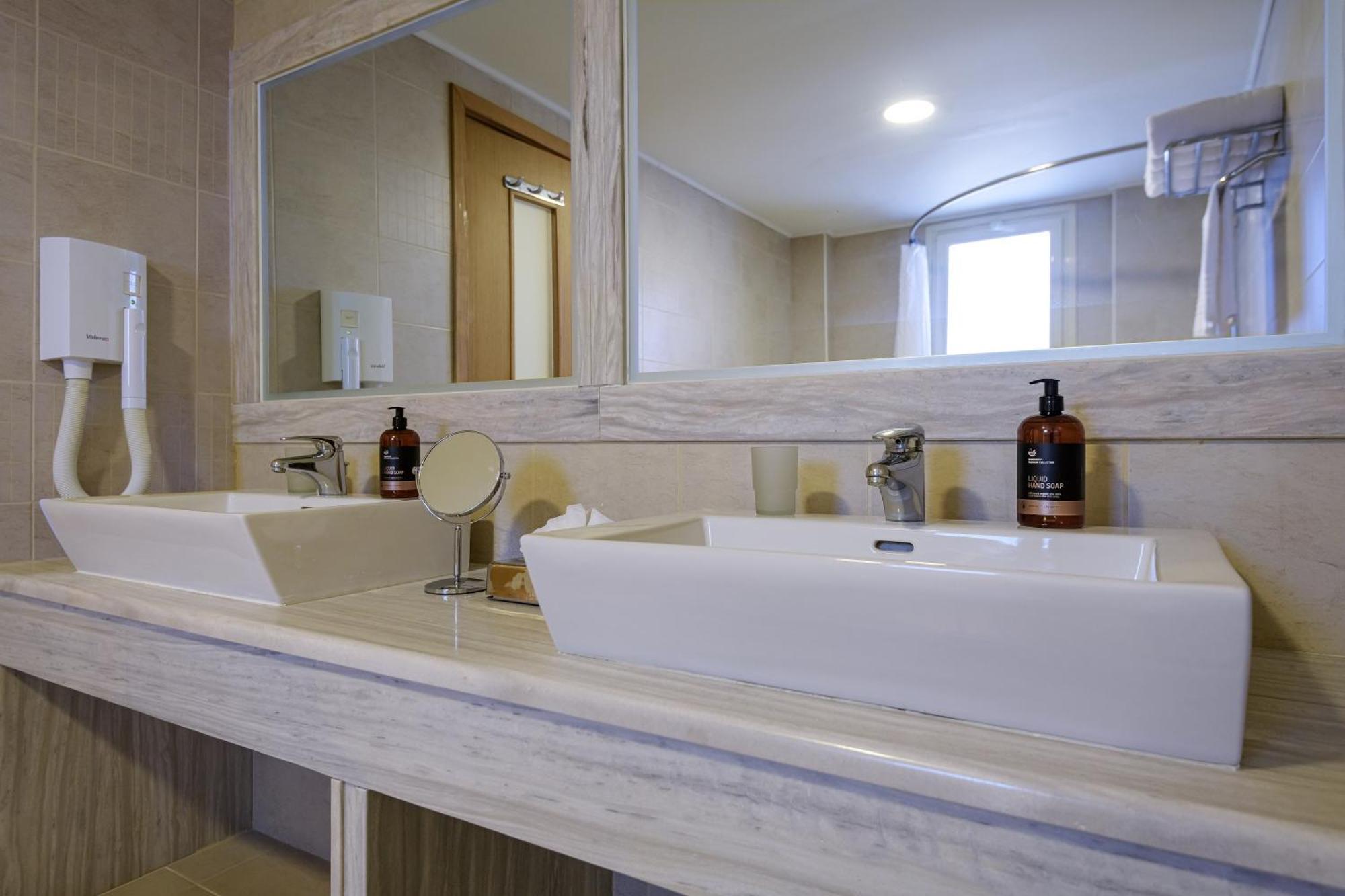 Maisonette with Private Pool