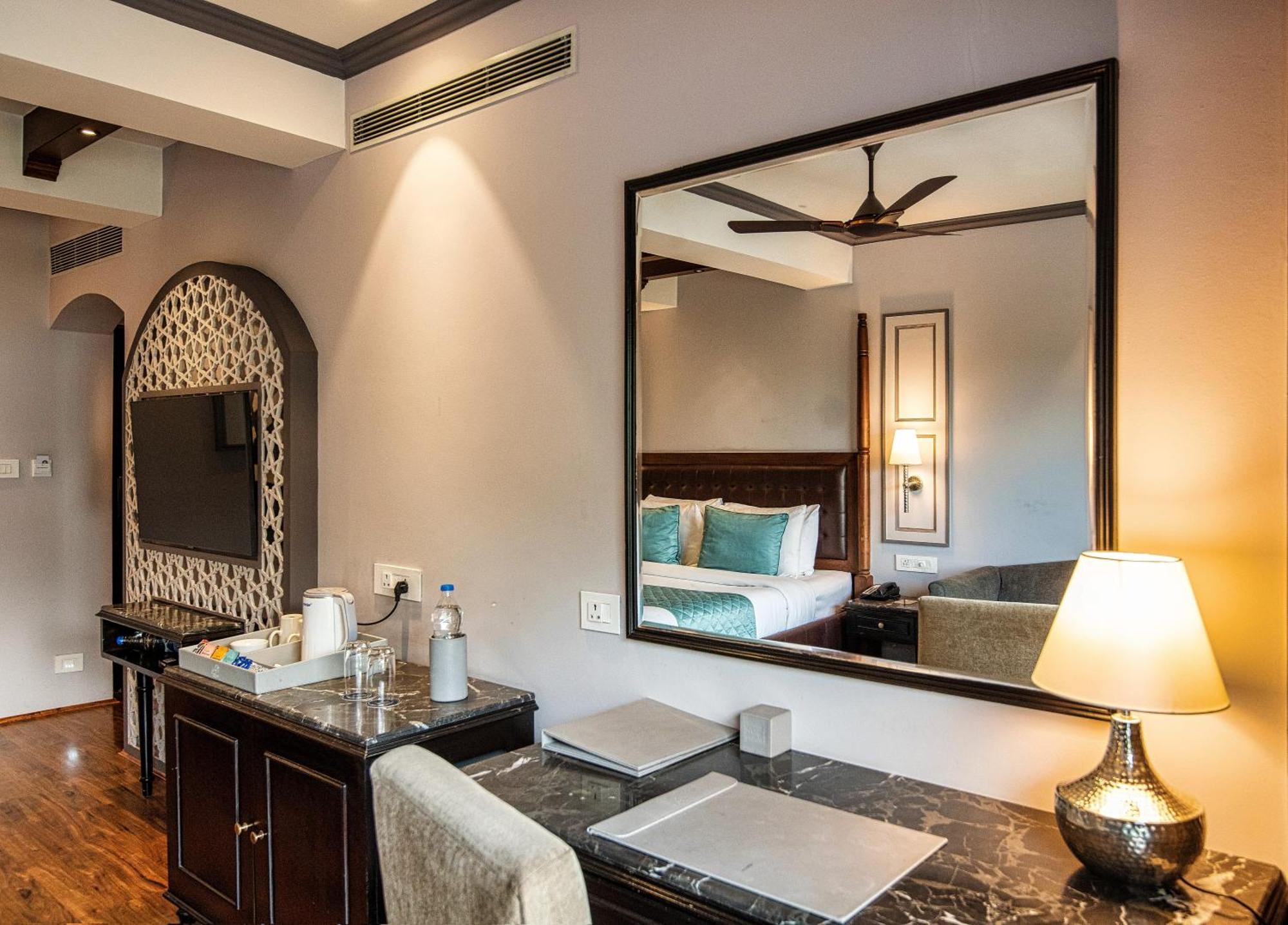 The Windsor Suite