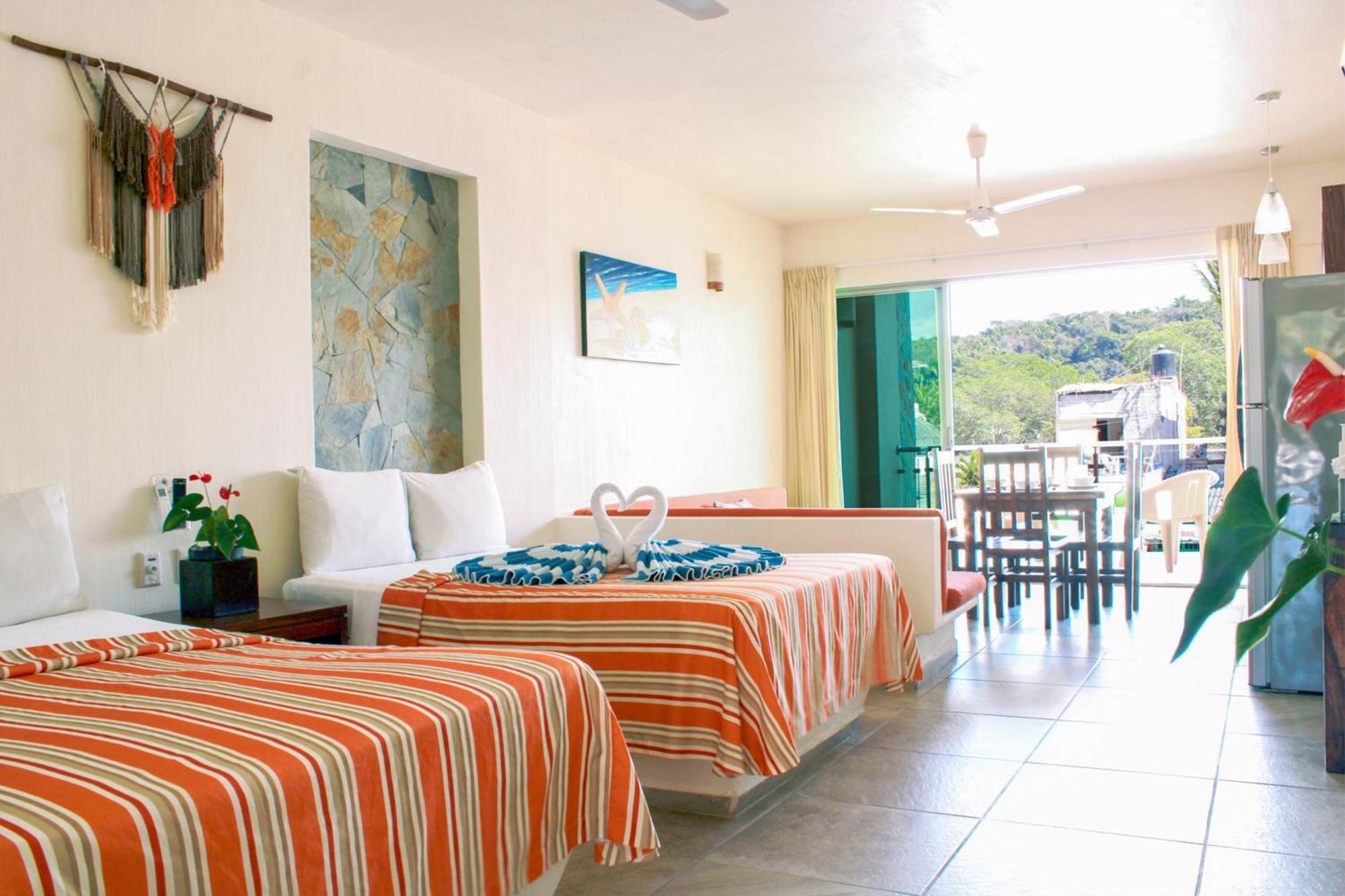 Twin Room with Mountain View