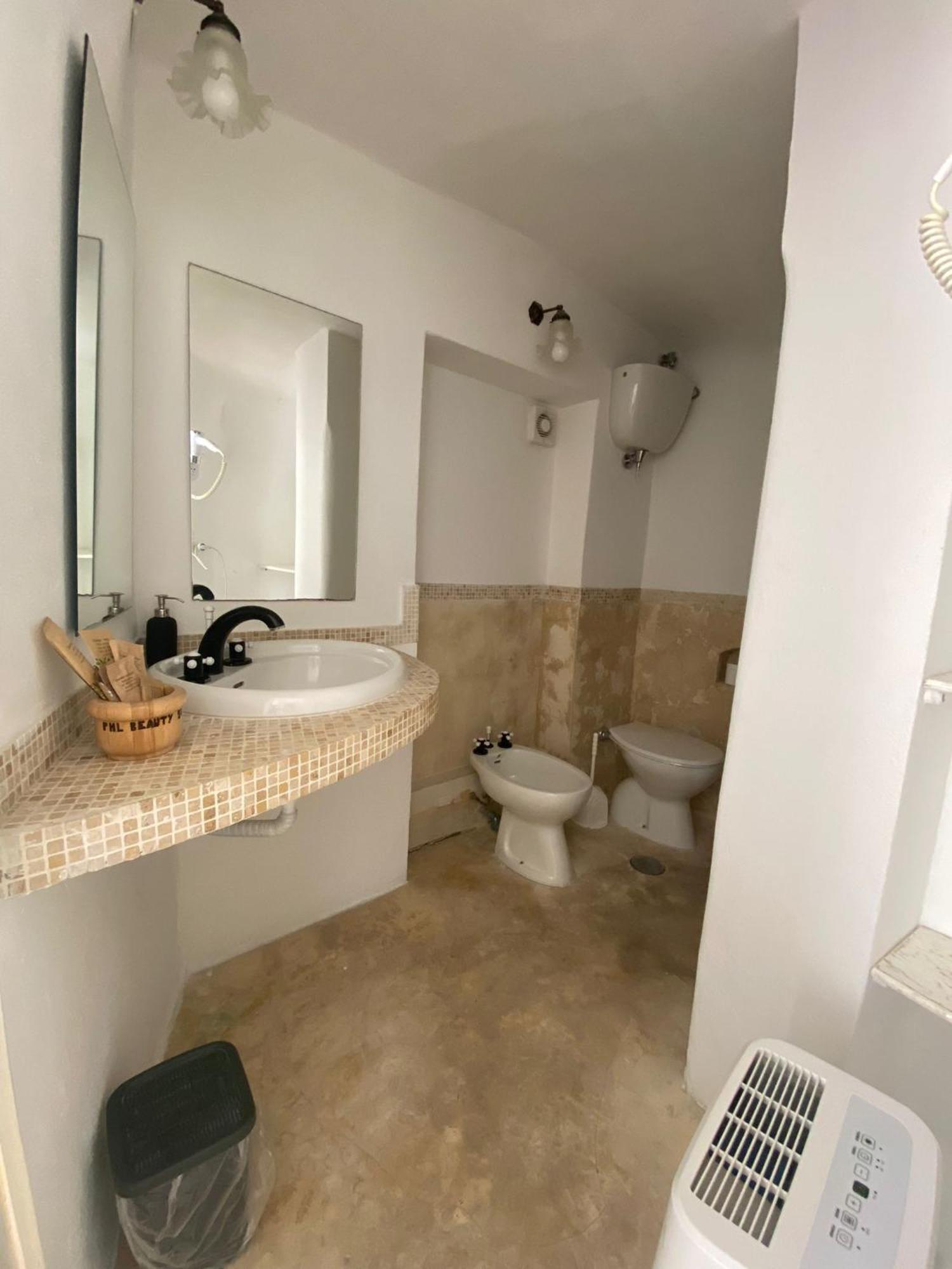 Economy Single Room