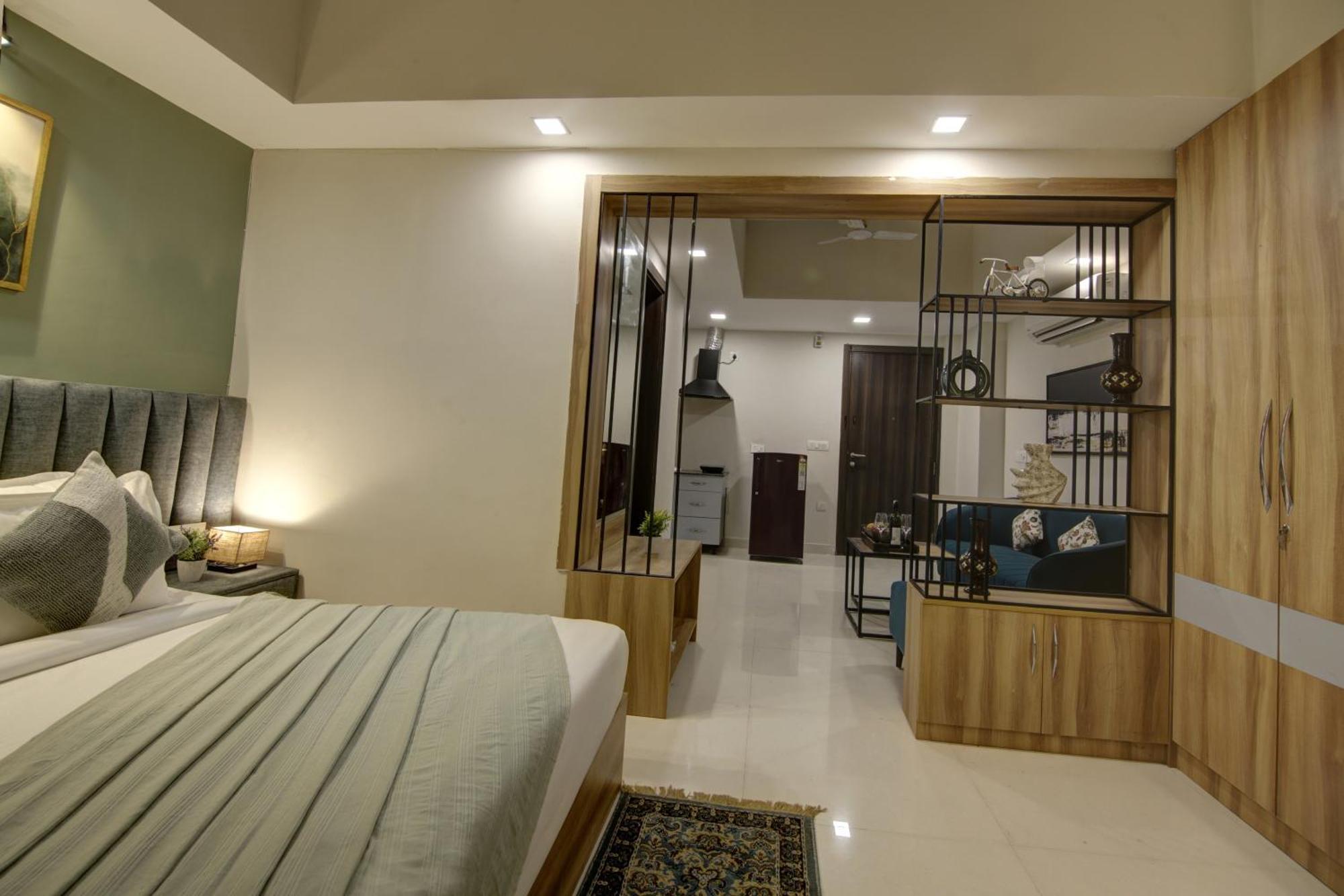Day Use Room for 6 Hours, From 10 AM to 6 PM