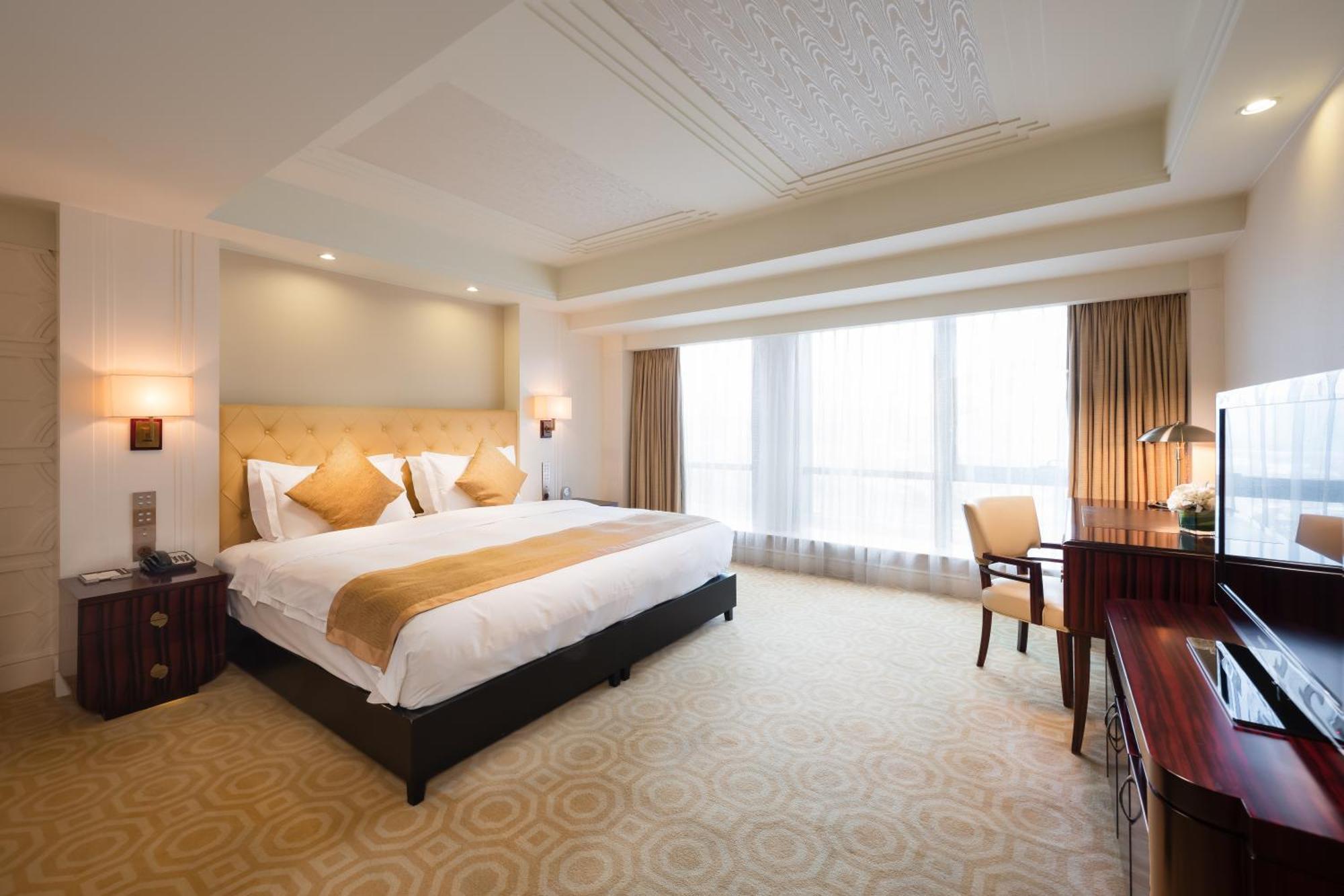 Superior King or Twin Room Include 2