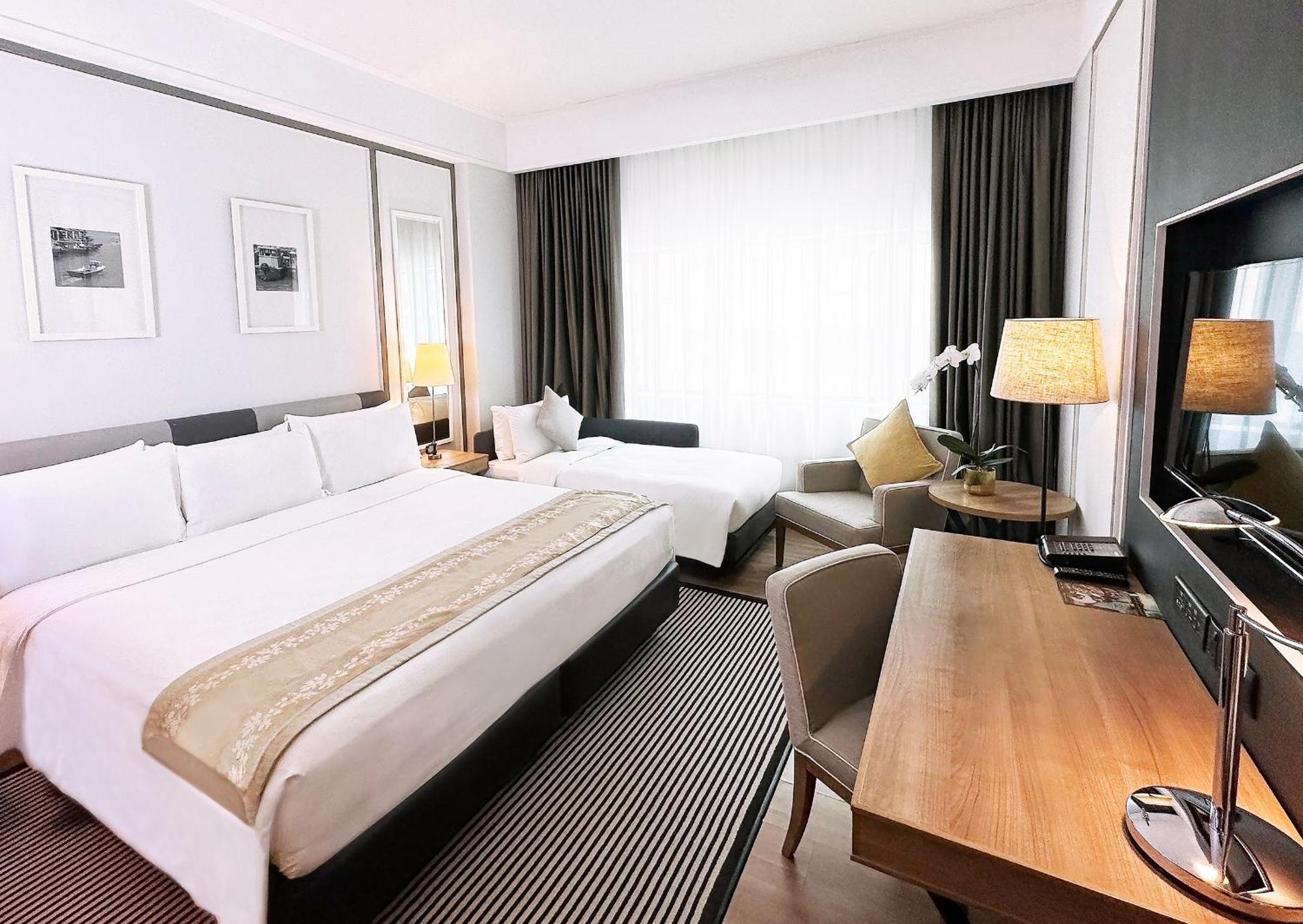 Orchard Premier Triple Room