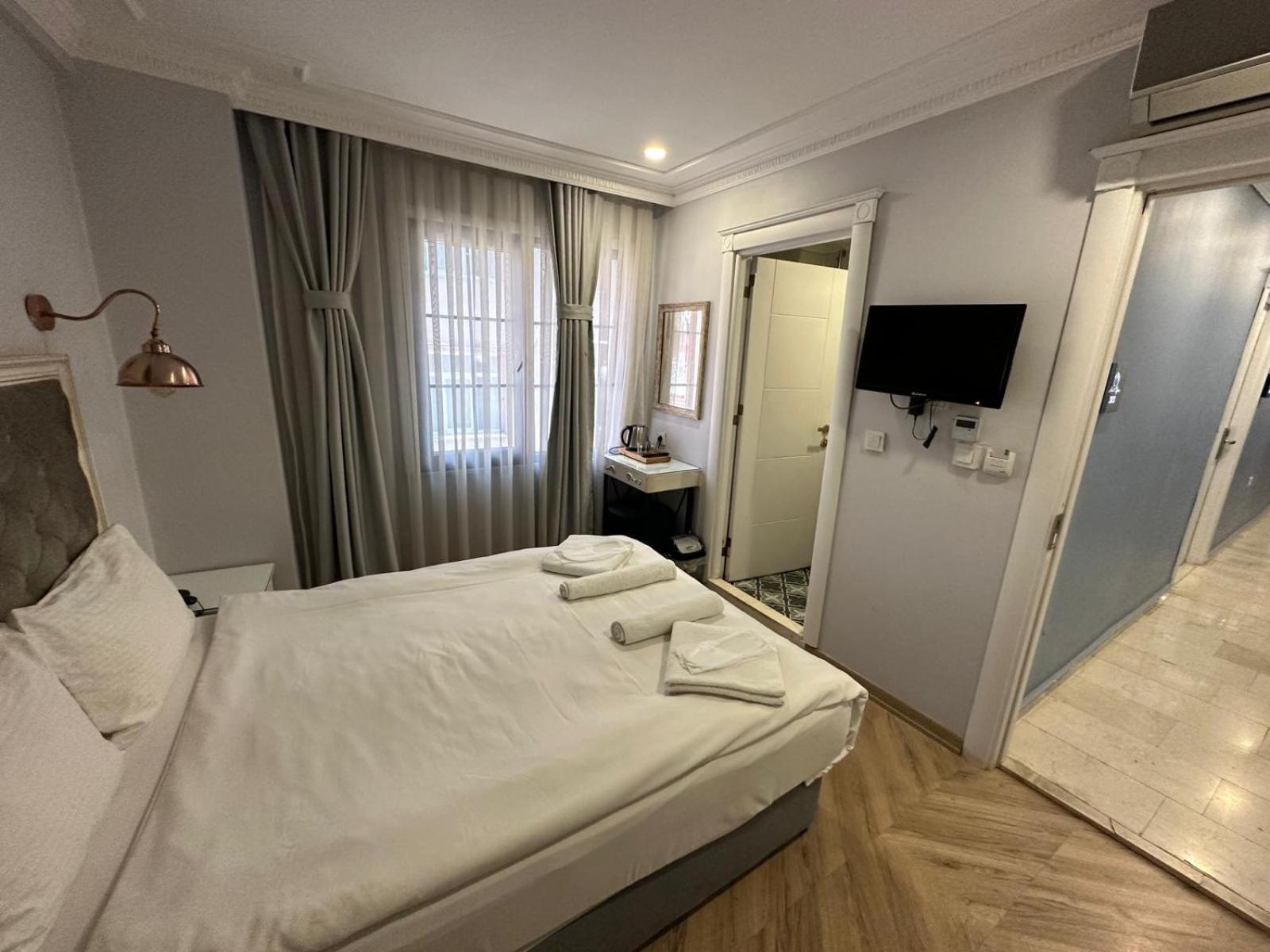 Standard Double Room,1544570164:JPEG