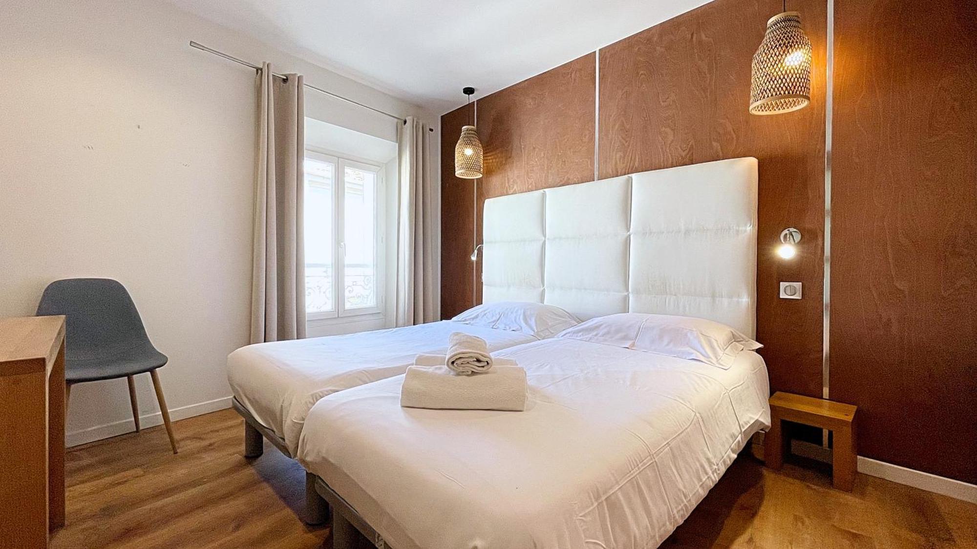 Twin Room,1544626402:JPEG