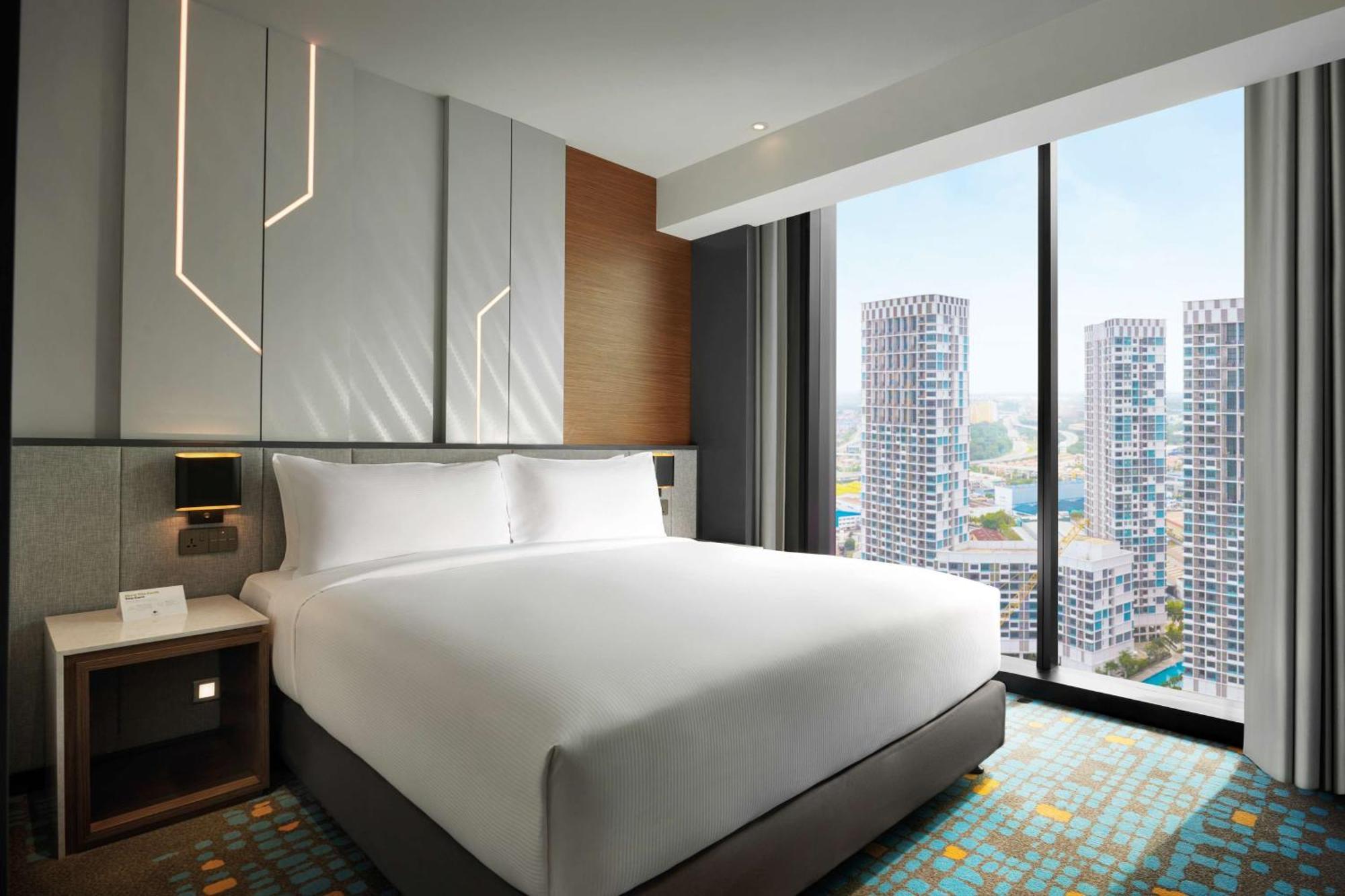 Premium King Suite