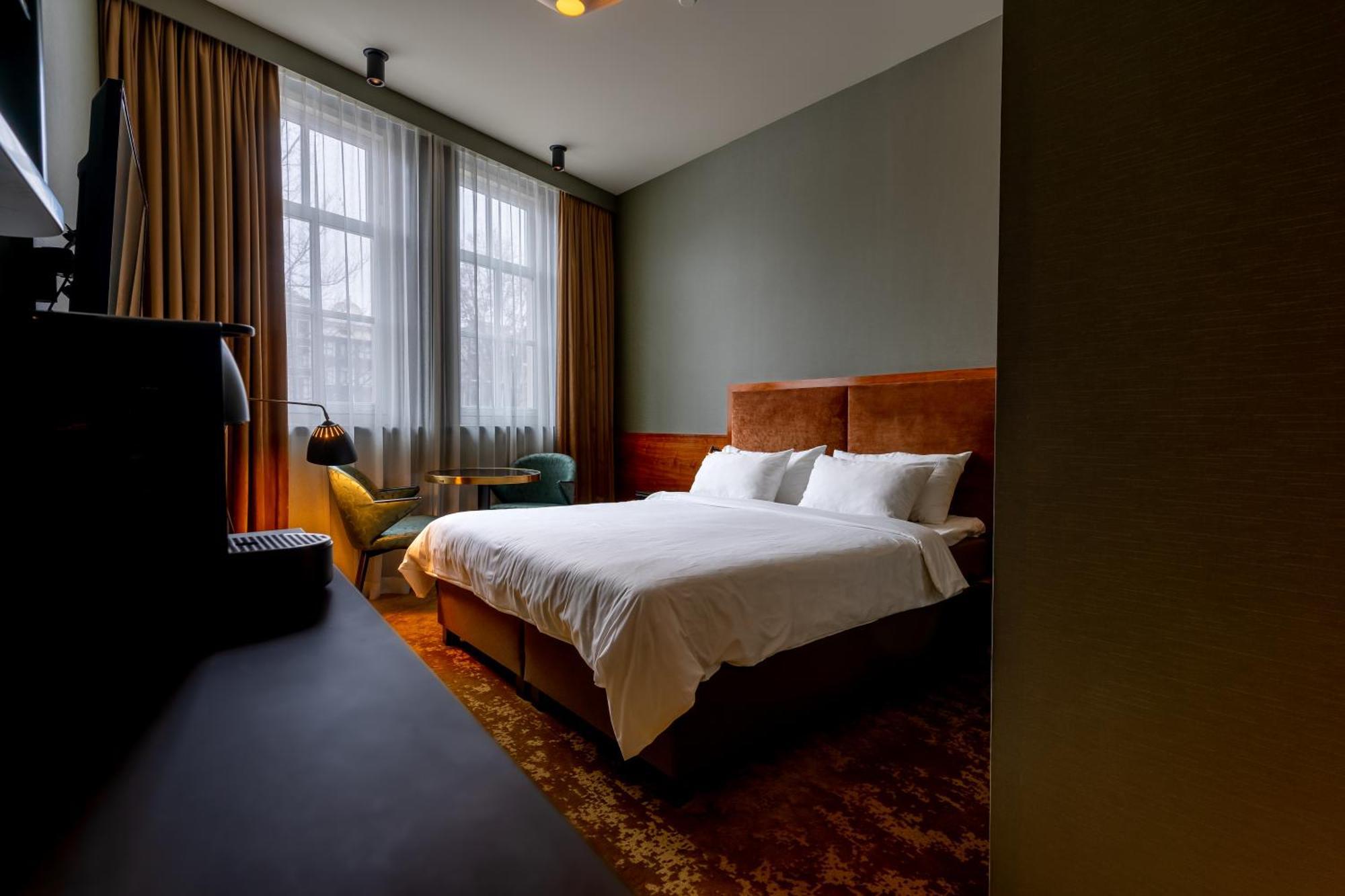 Executive Double Room, Canal View,1544768338:JPEG