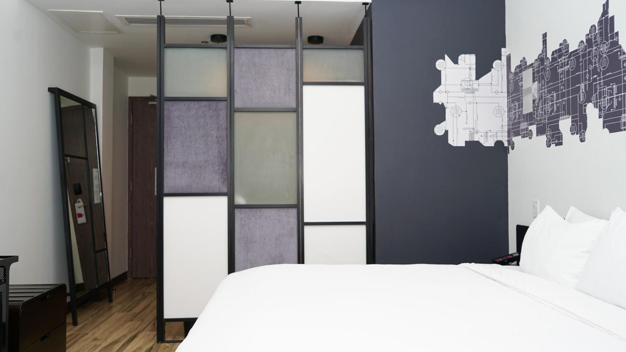 Aloft King Room,1545005884:JPEG