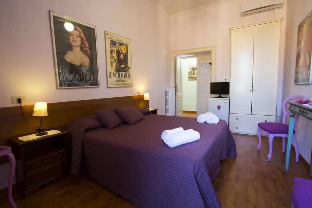 Habitación Doble con baño compartido
